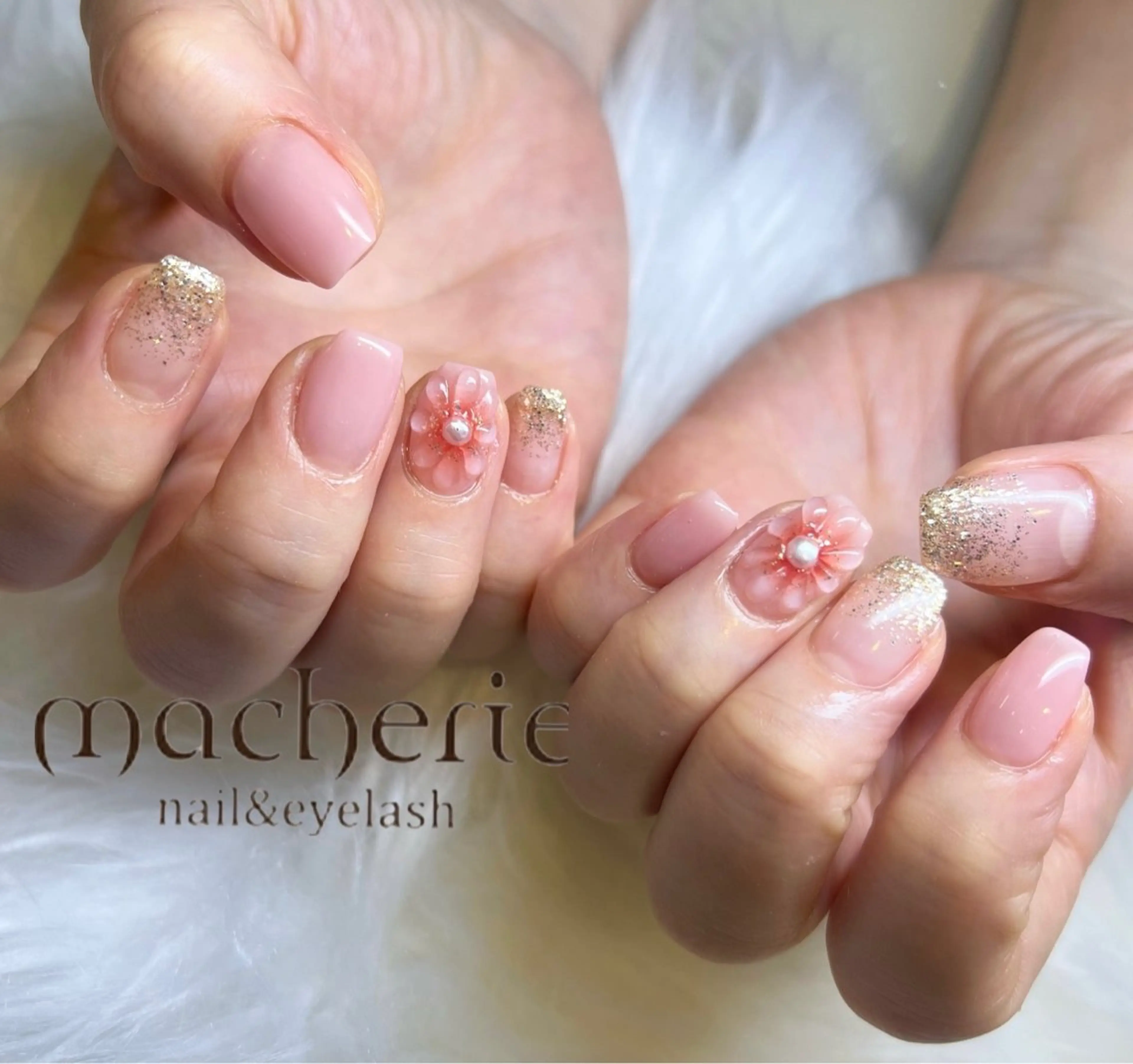 ミディアム マシェリ 梅田のネイルデザイン