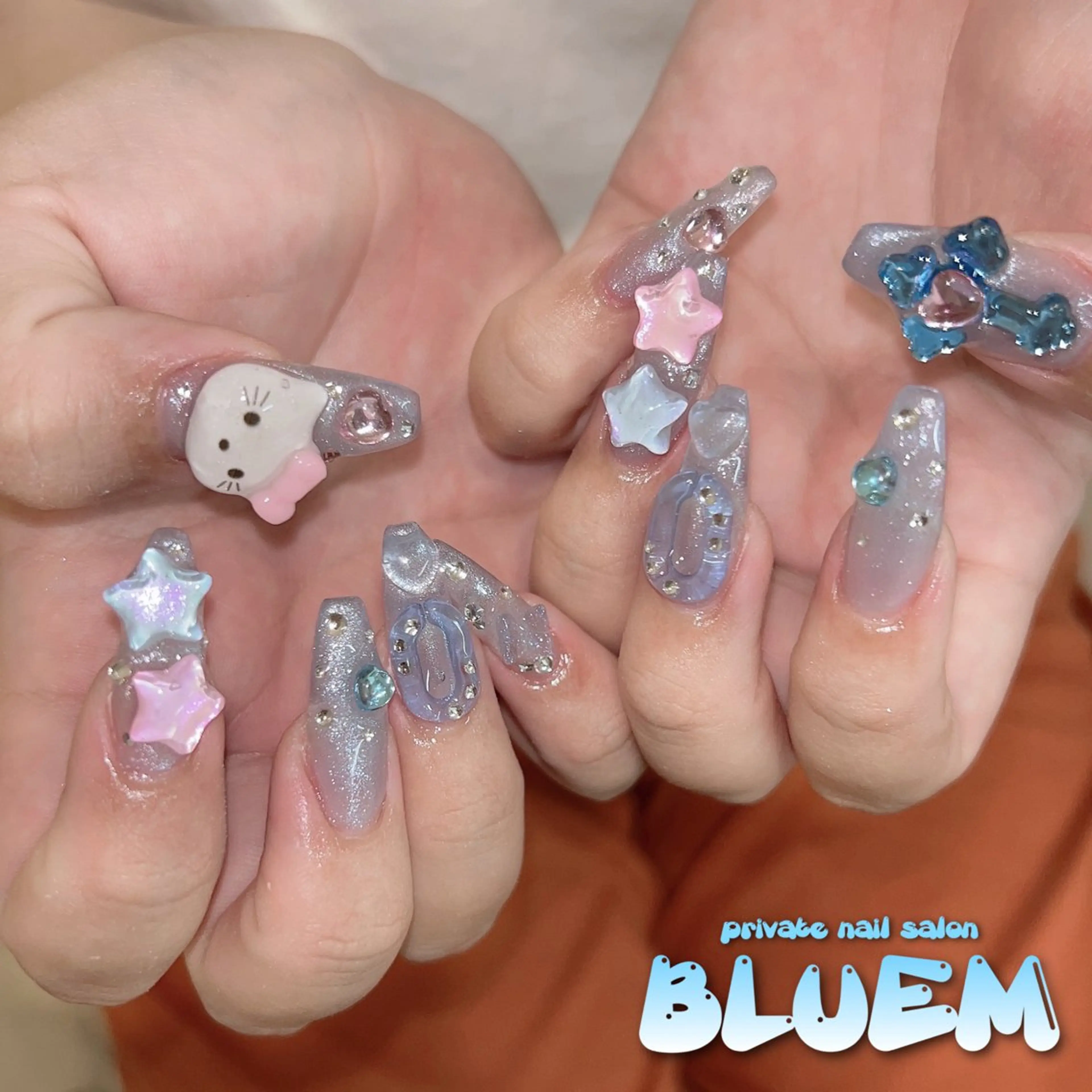 ネイル ハンドネイル BLUEM なな🐶のネイルデザイン