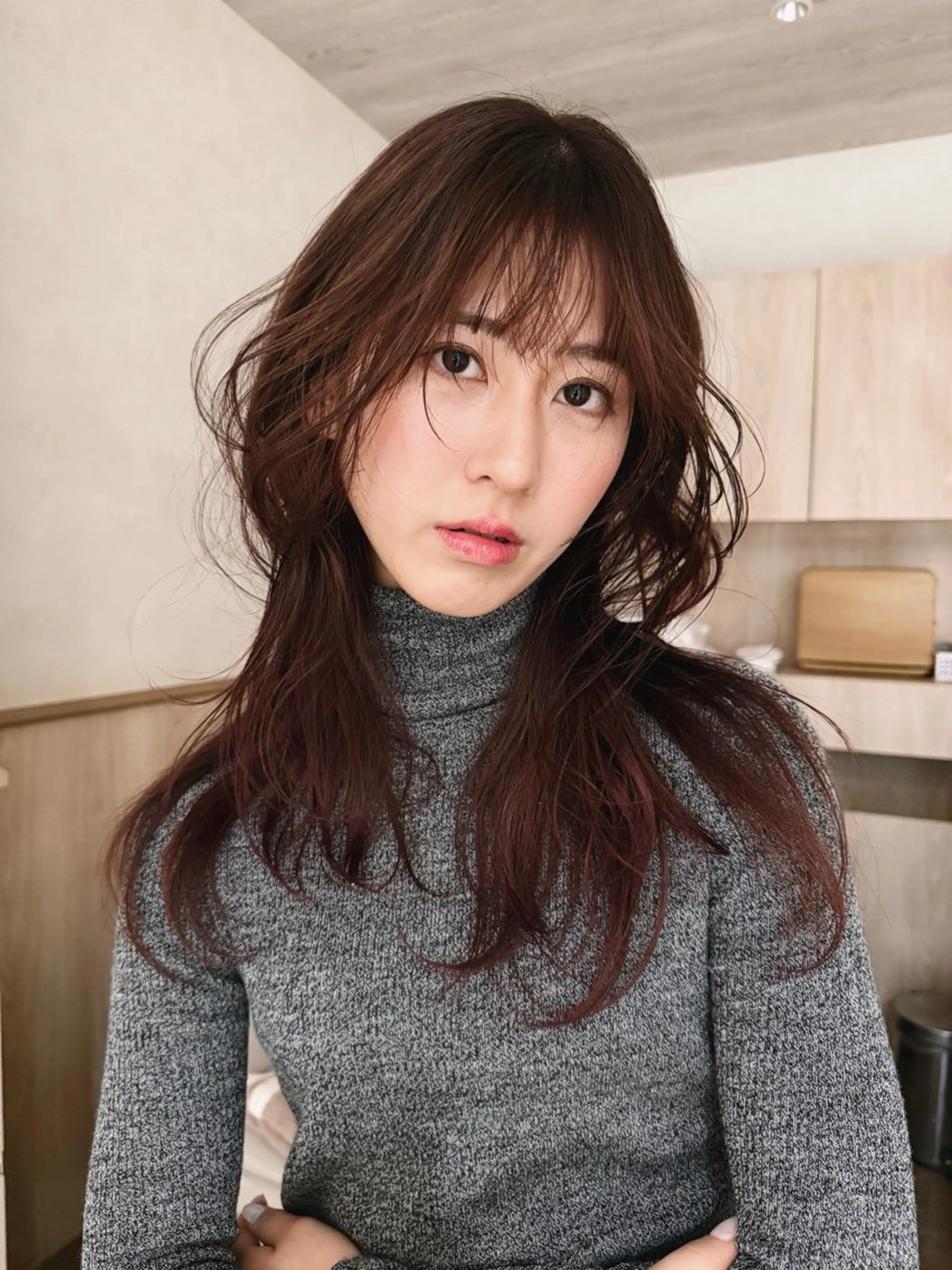 ロング カット ヘアカラー 透明感カラー/ ベージュ/yuzuのヘアスタイル