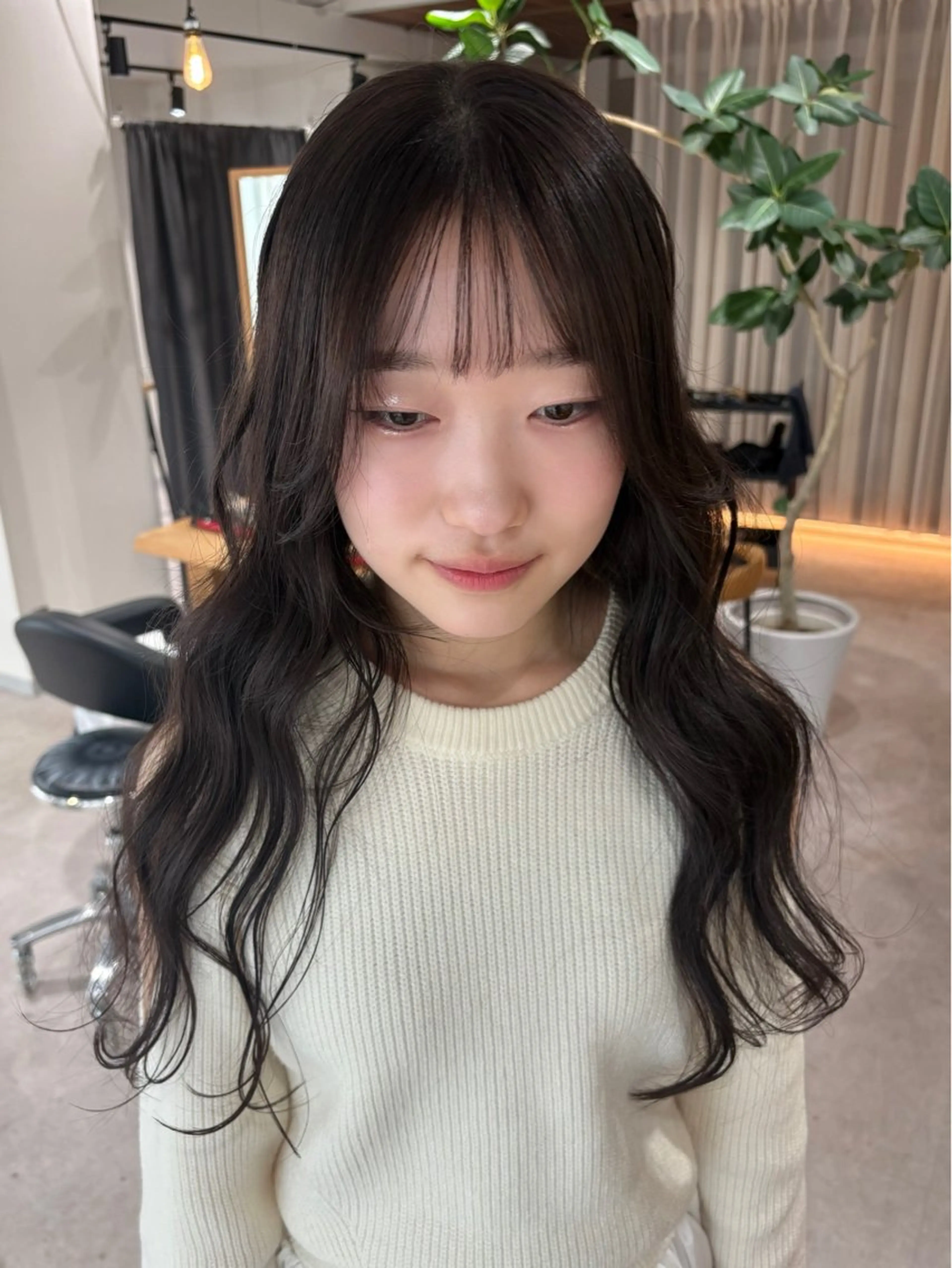 ロング カラー ブラウンカラー ショコラブラウン ヘアカラー aina / n.w.hのヘアスタイル