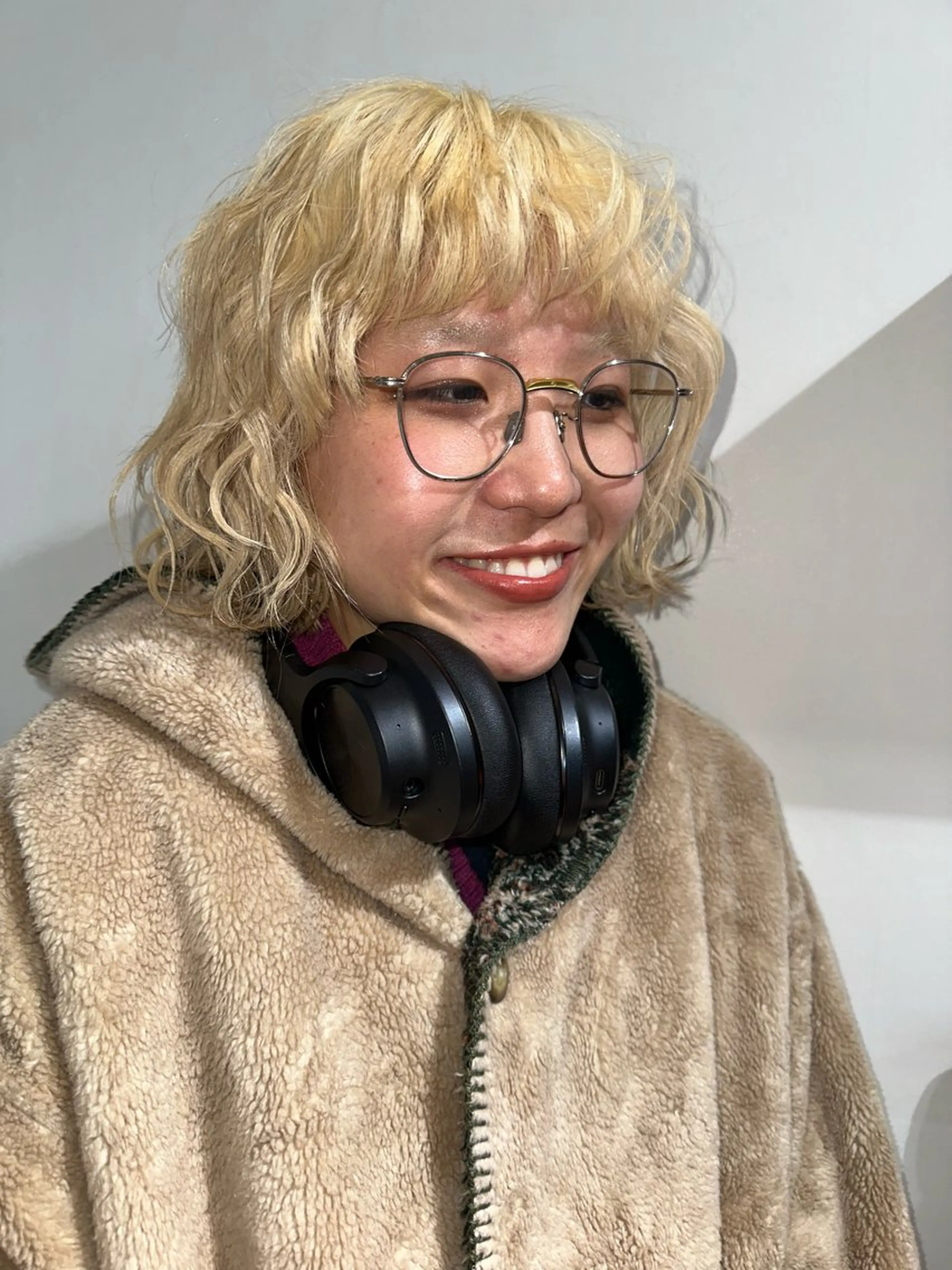 ミディアム カラー カット ケアブリーチ💘 rino🪷高円寺のヘアスタイル