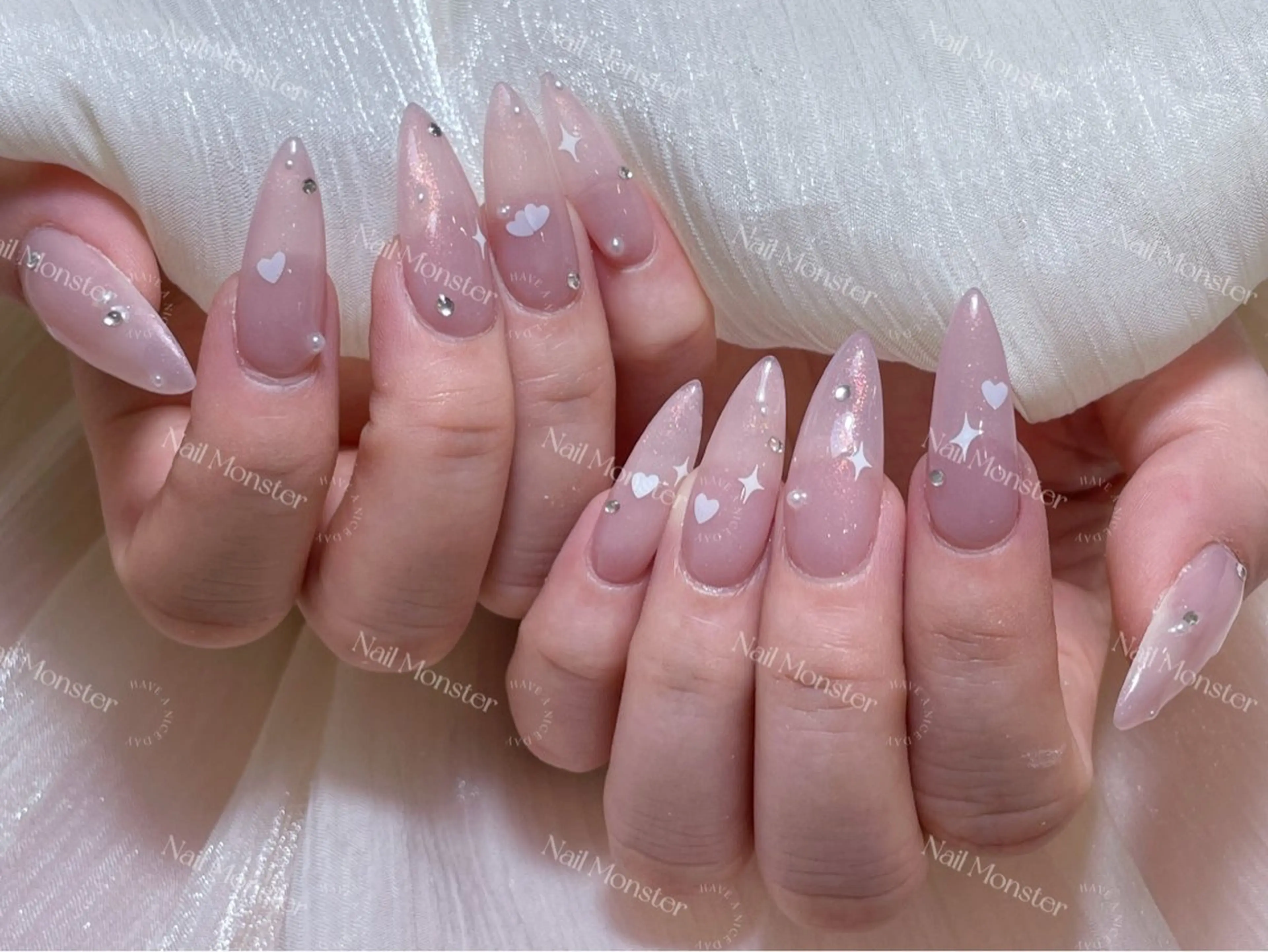 ネイル ハンドネイル DIAMOND Nail🥇のネイルデザイン