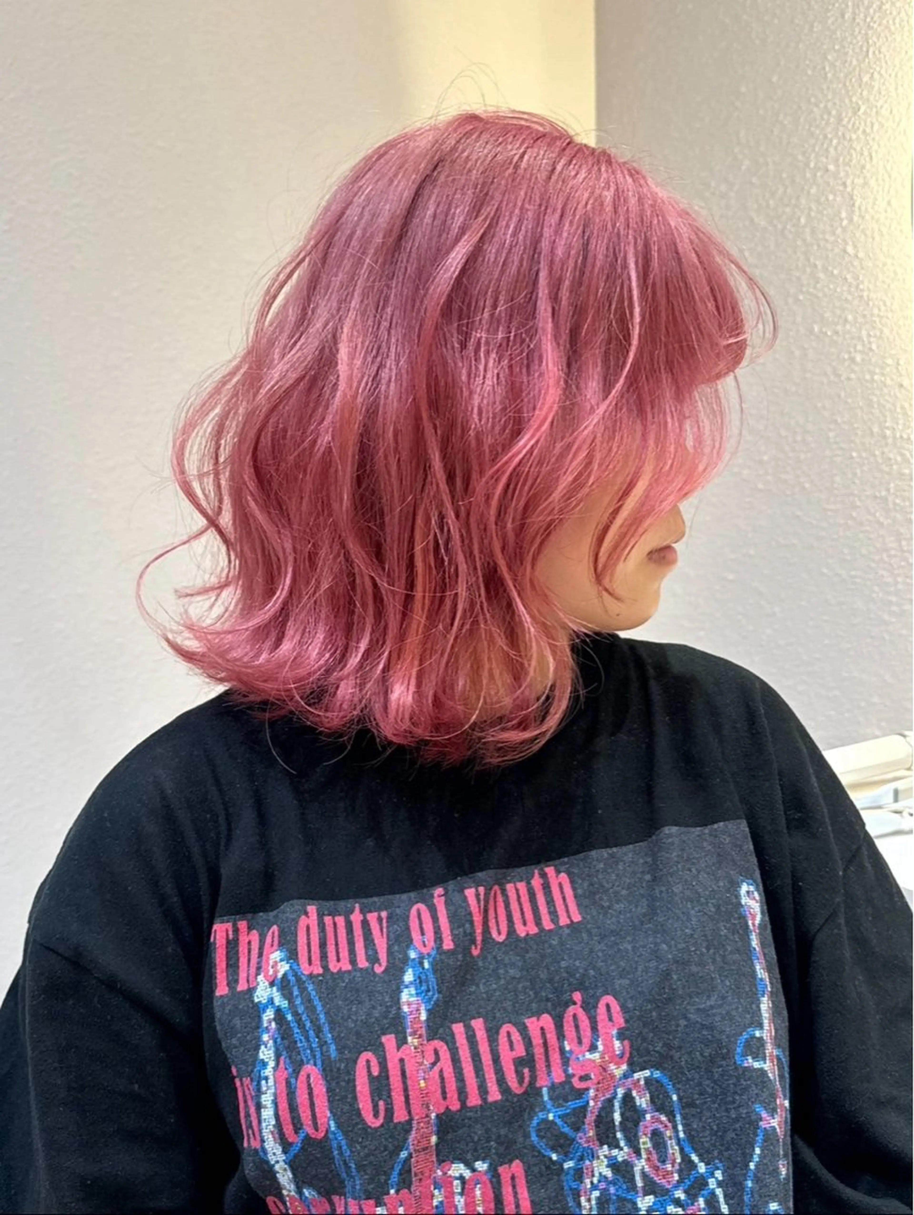 ミディアム カラー 竹田 真梨子のヘアスタイル