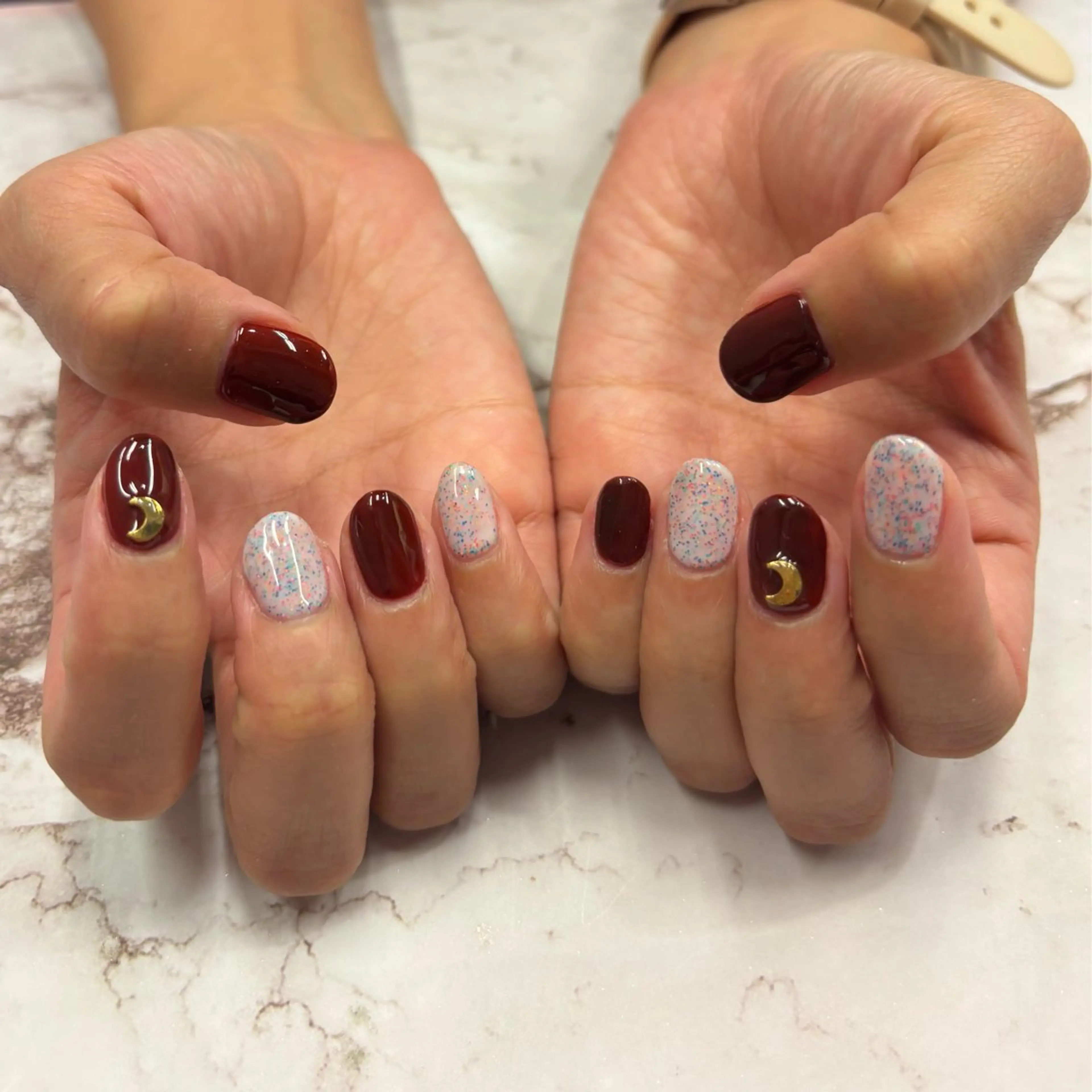 ネイル ワンカラーネイル Honey Bee所属・Honey Bee Mikuのネイルデザイン