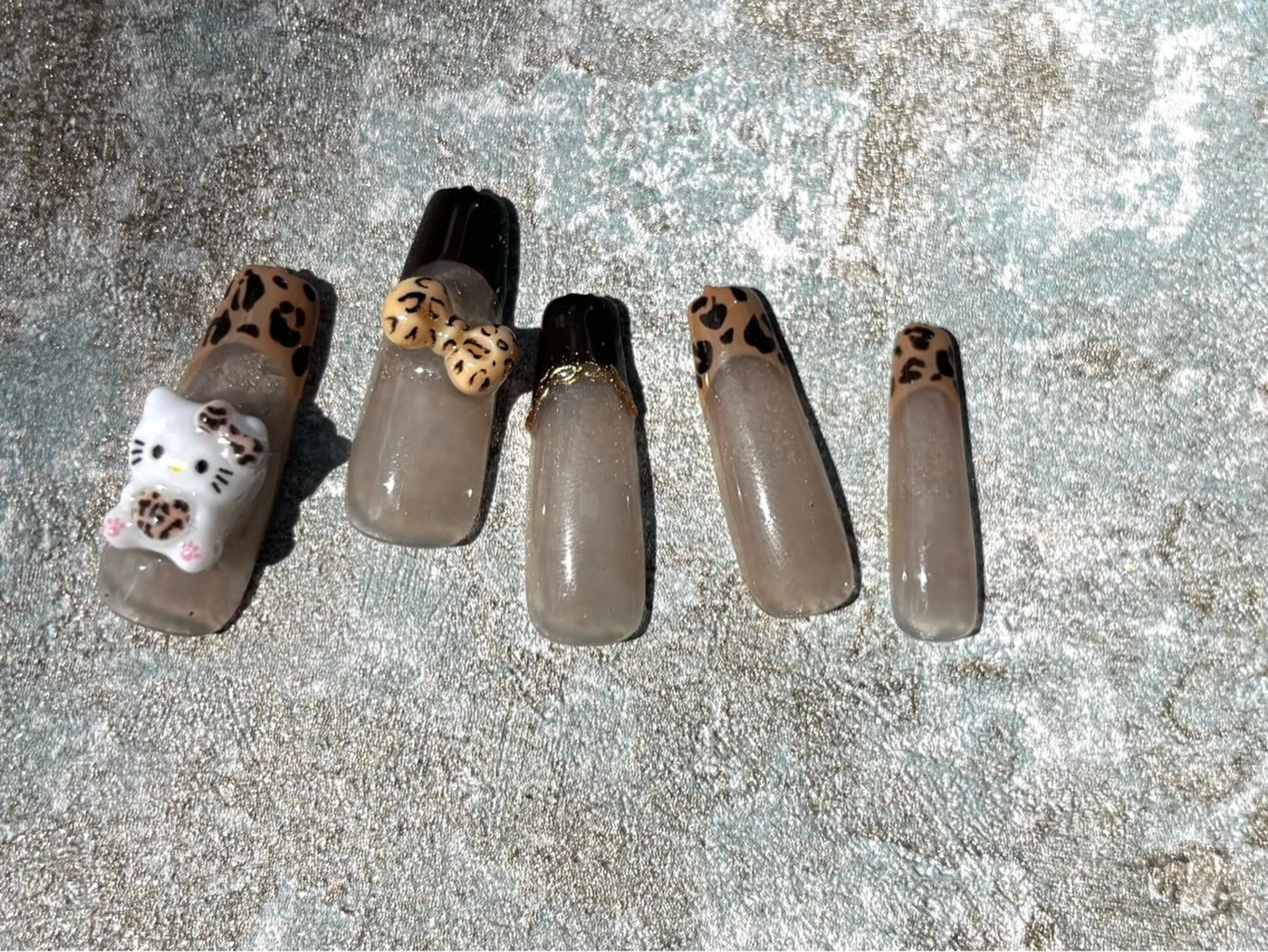 ネイル ハンドネイル AXSIA NAILのネイルデザイン
