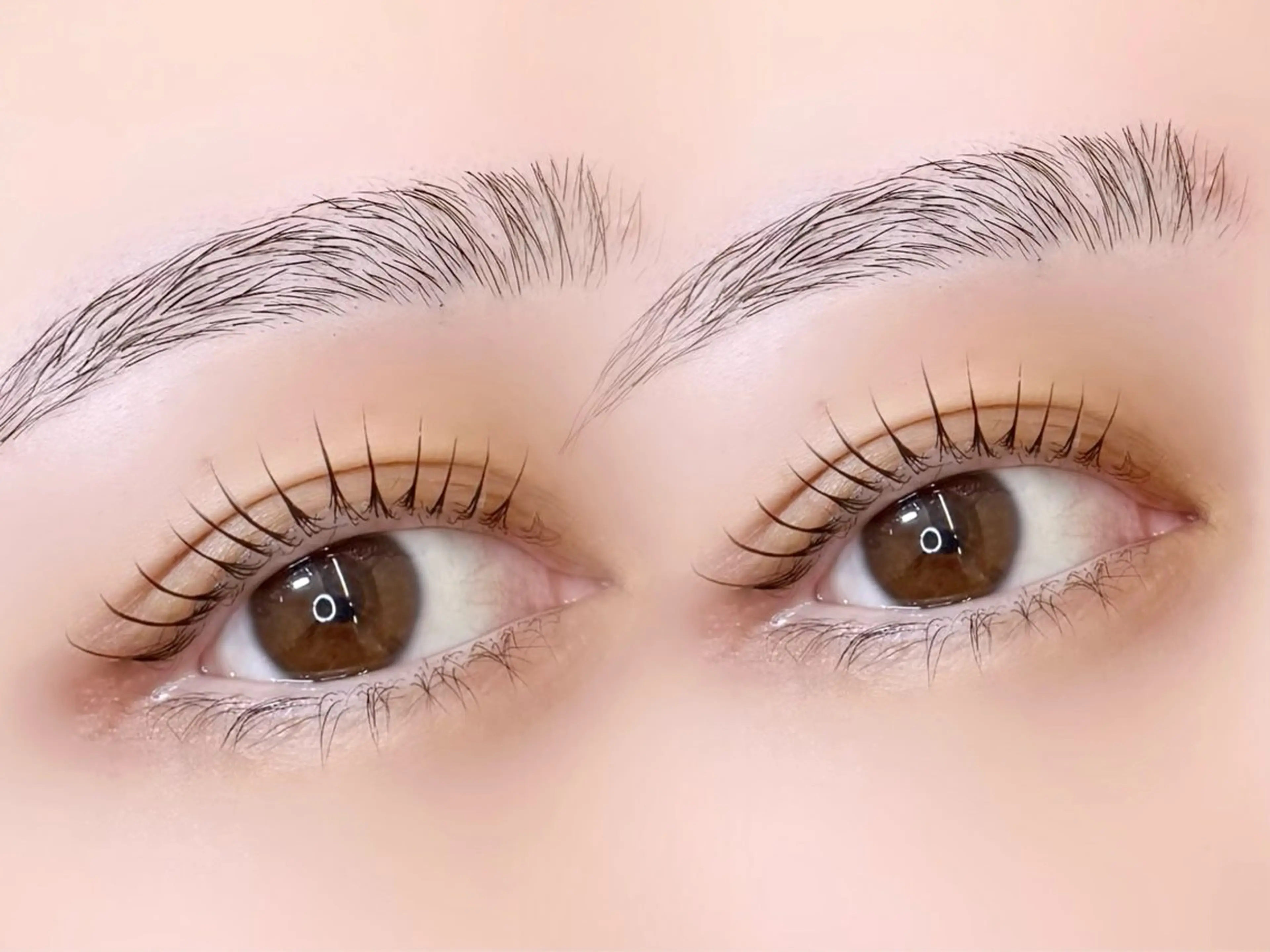 マツエク・マツパ lucil 杉原の眉毛・アイブロウイメージ