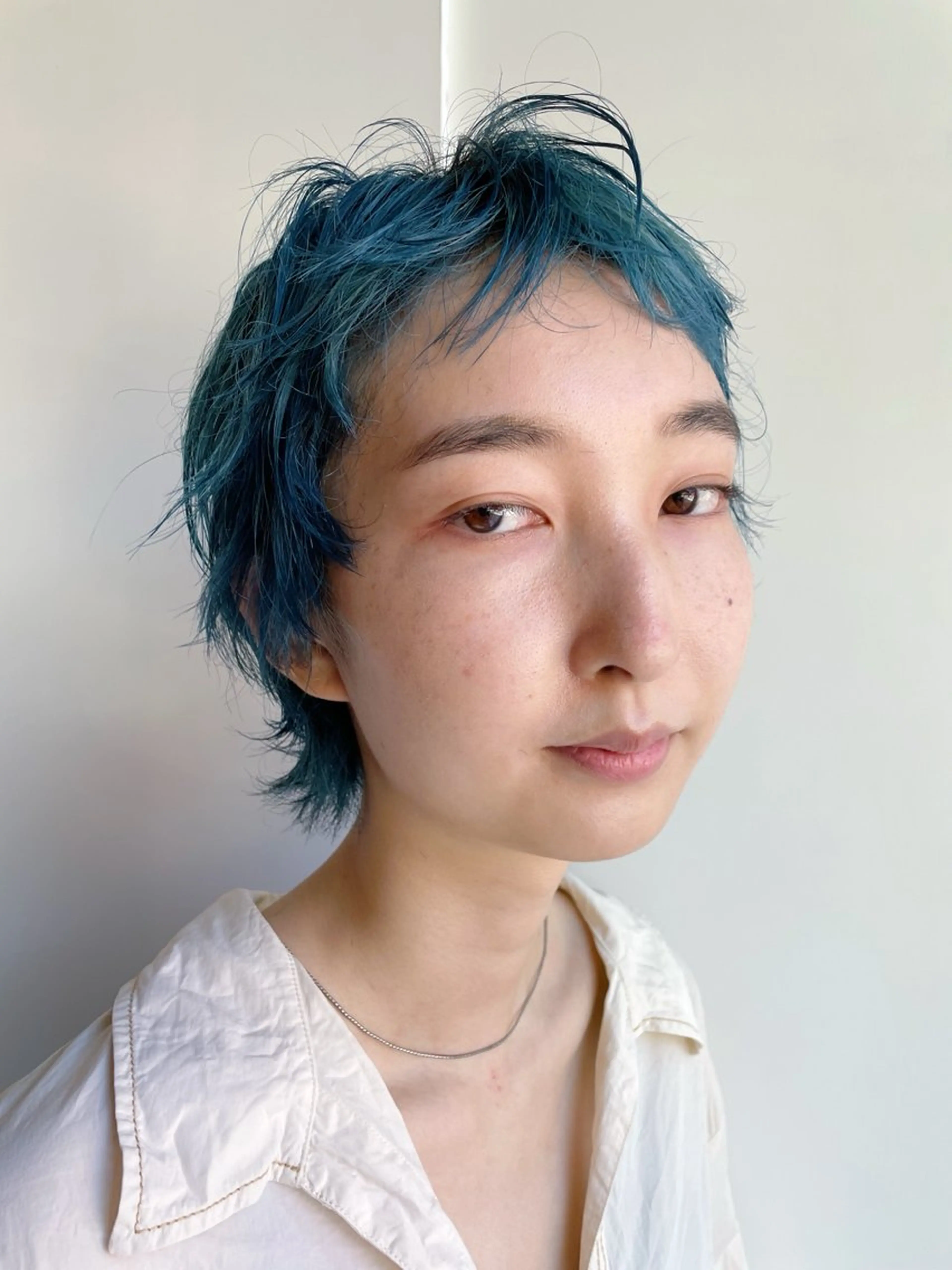 ショート カラー ブルーカラー ハイトーンカラー 🌈前田 ジュンのヘアスタイル