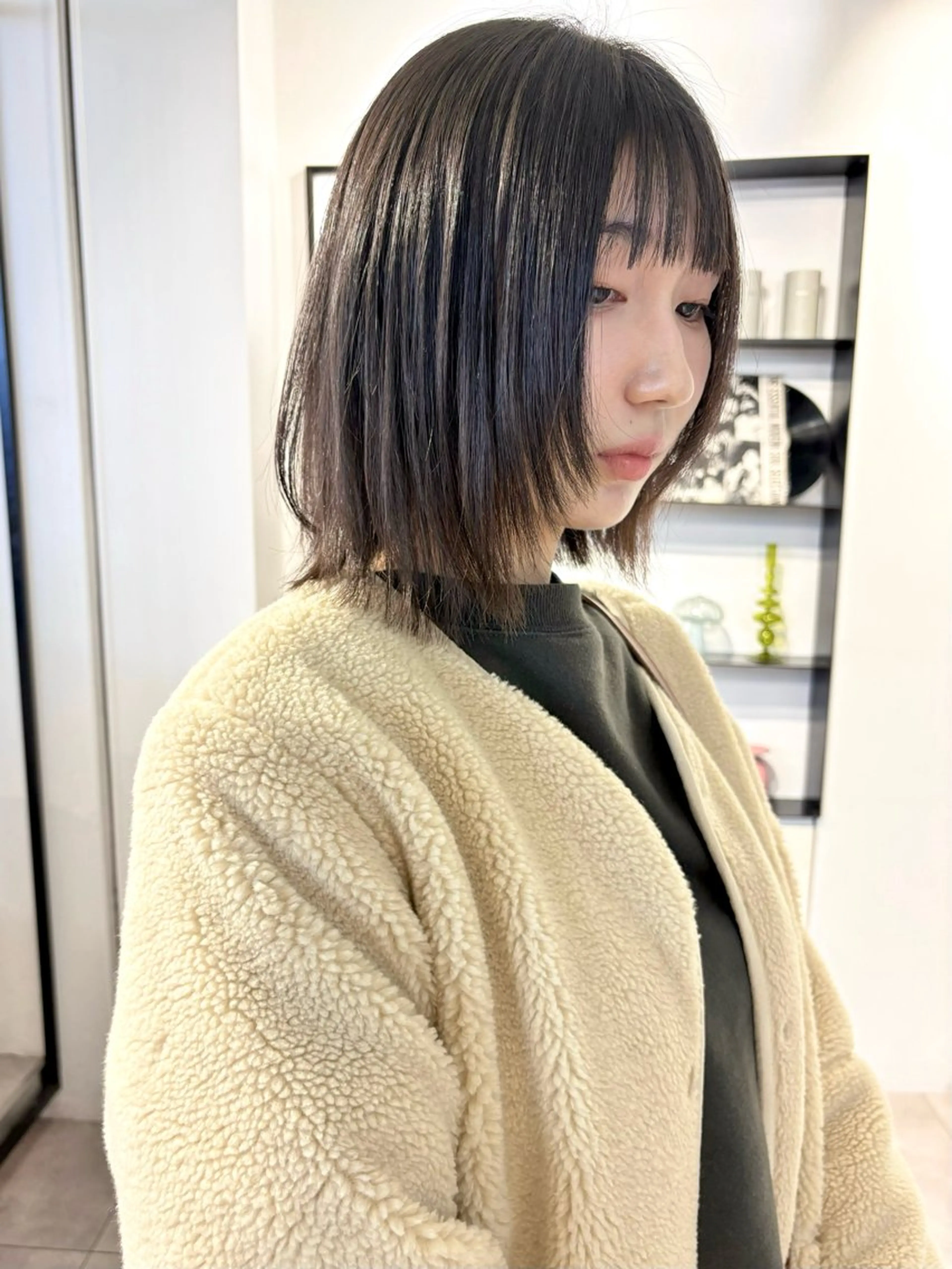 ショート 縮毛矯正 トリートメント Kureha/ネイル レイヤー/酸性縮毛のヘアスタイル