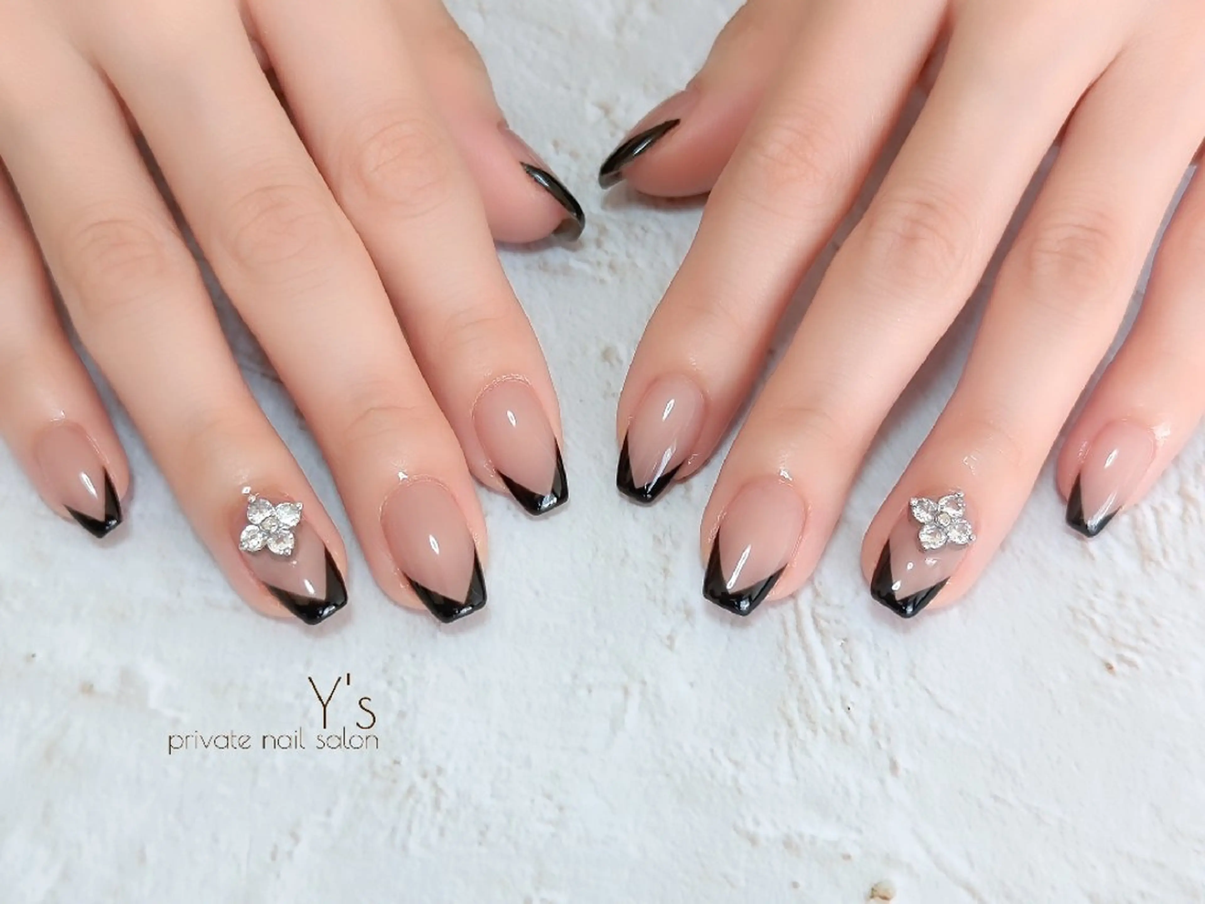 ネイル ハンドネイル YUMI NAGAI  のネイルデザイン