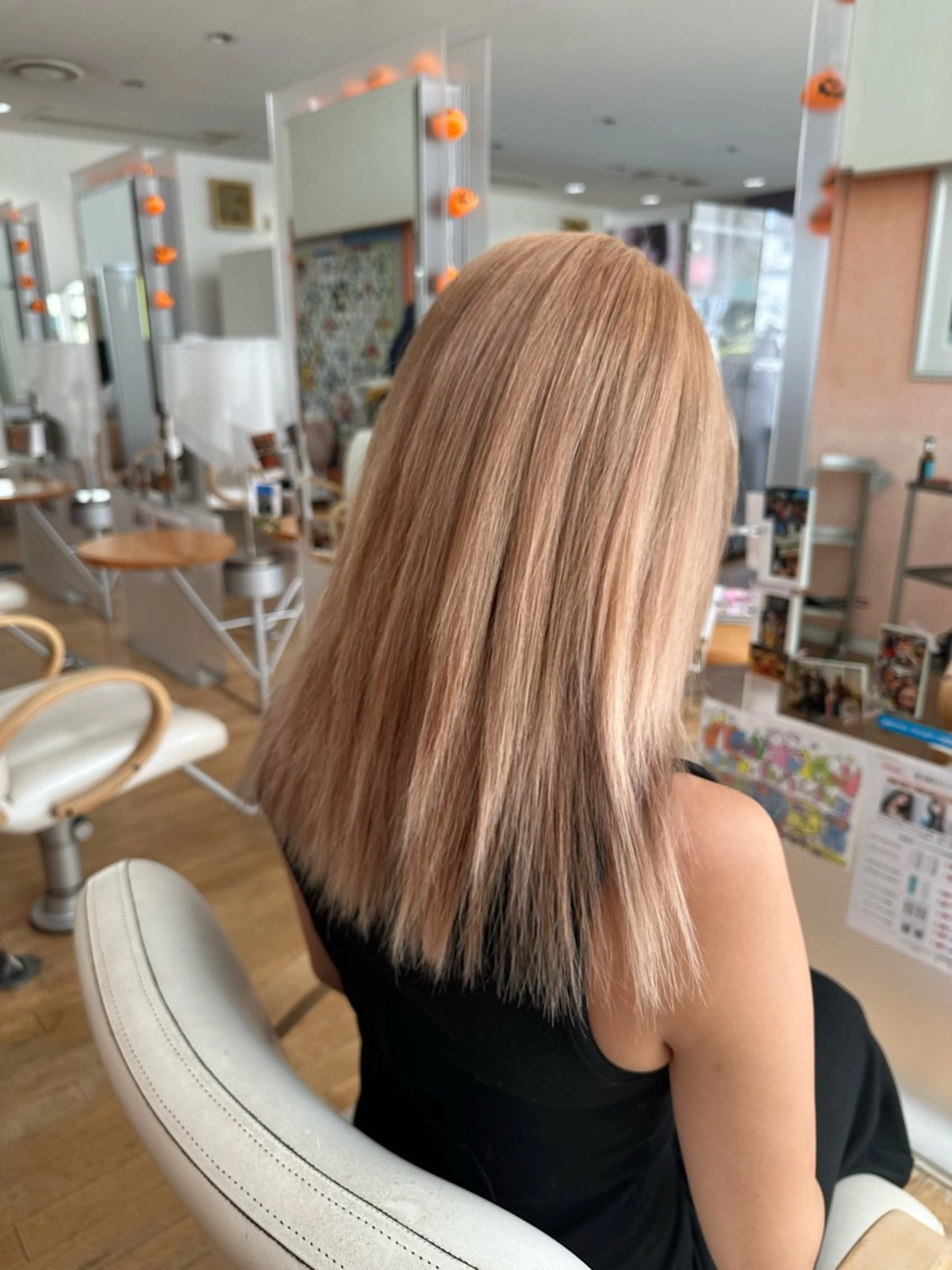 カラー 山本 瑠華のヘアスタイル