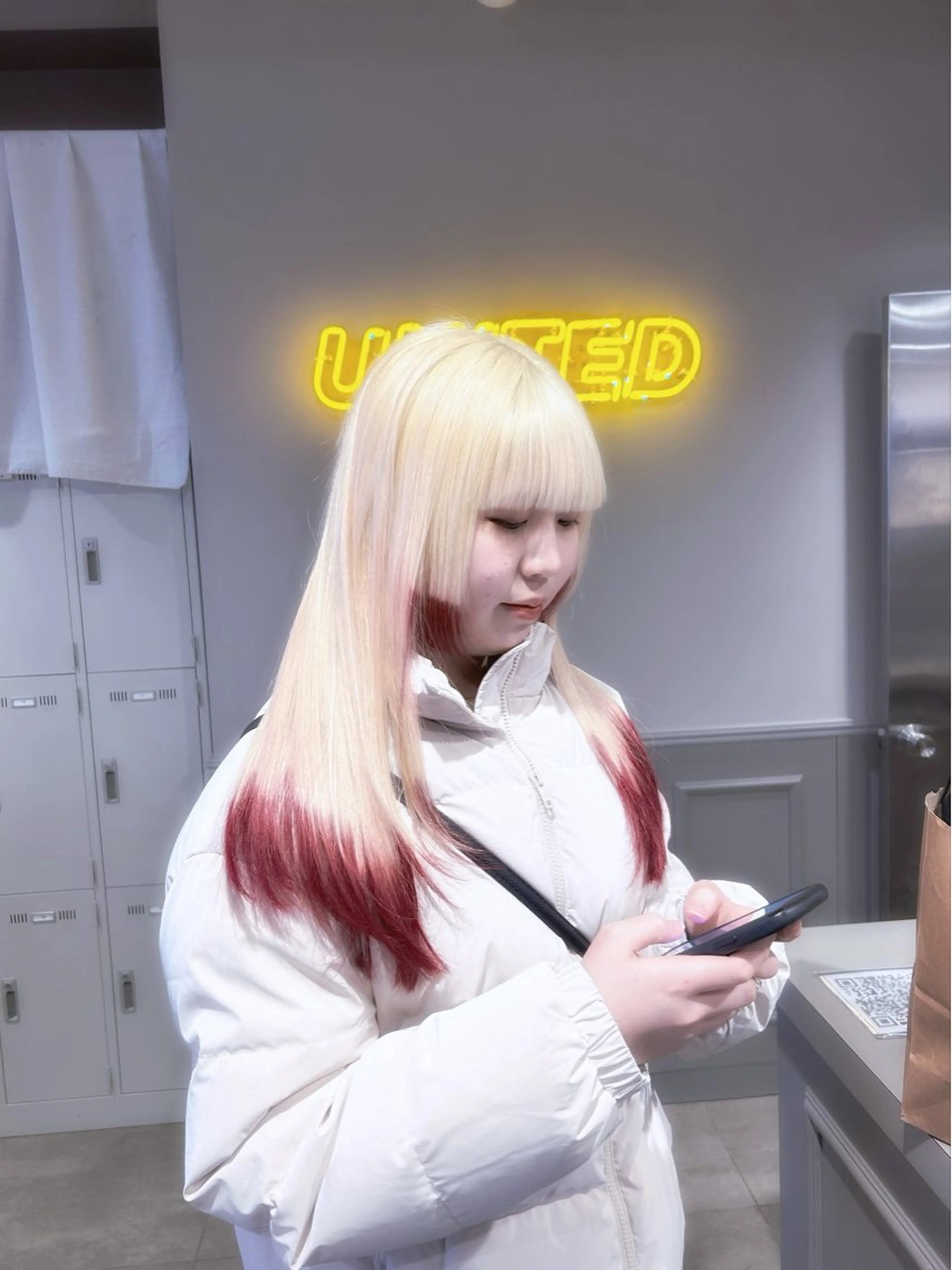 ロング カラー ヘアカラー 韓国ヘア暗髪 ダブルカラーメンズ可のヘアスタイル