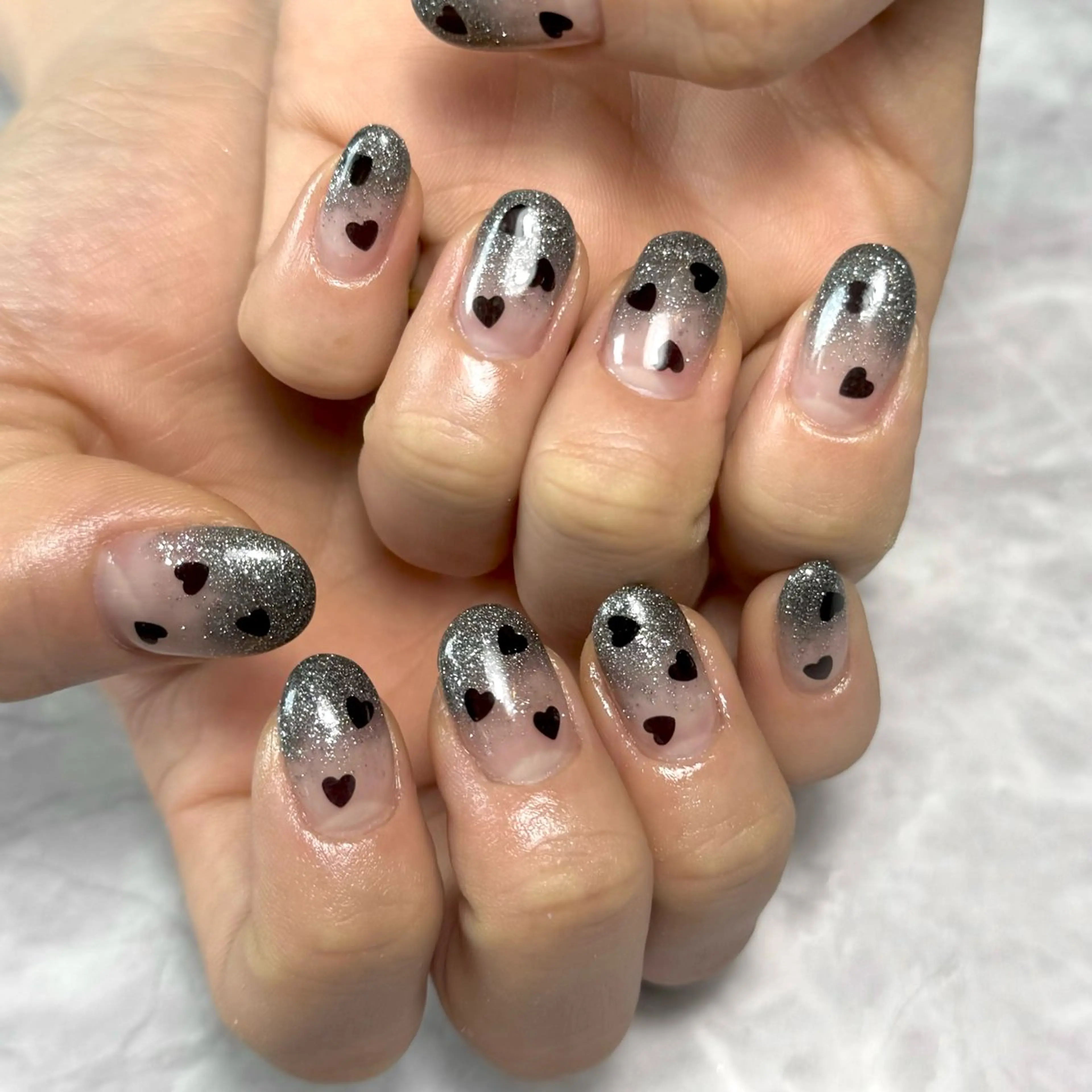 ネイル フラッシュネイル ハート ラメ(グリッター) ラメグラデーション 夏ネイル ハンドネイル Nail Salon Lillion【リリオン】所属・lillion karenのネイルデザイン