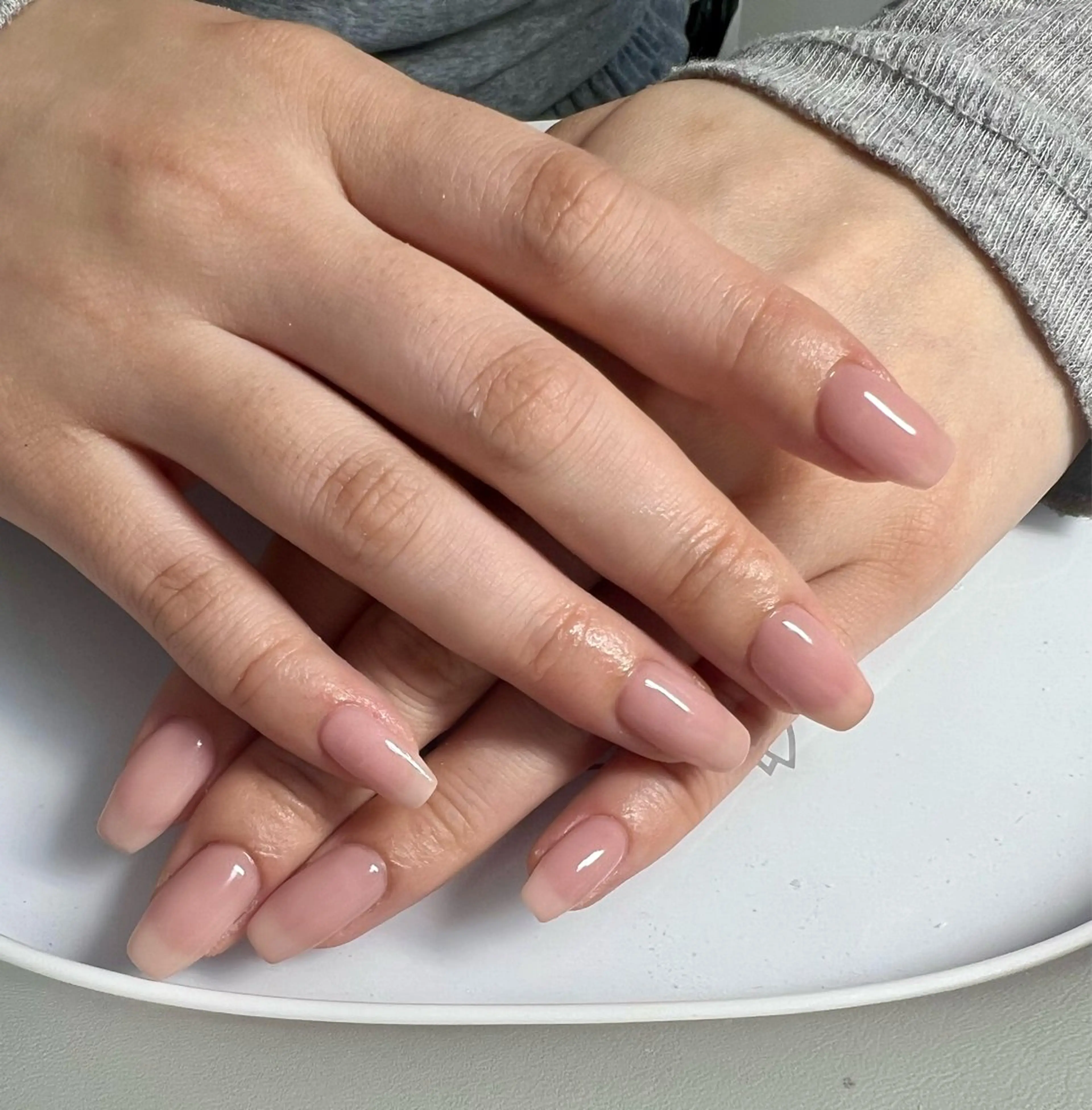 ネイル ピンク ハンドネイル テネルネイル所属・小池 奈央のネイルデザイン