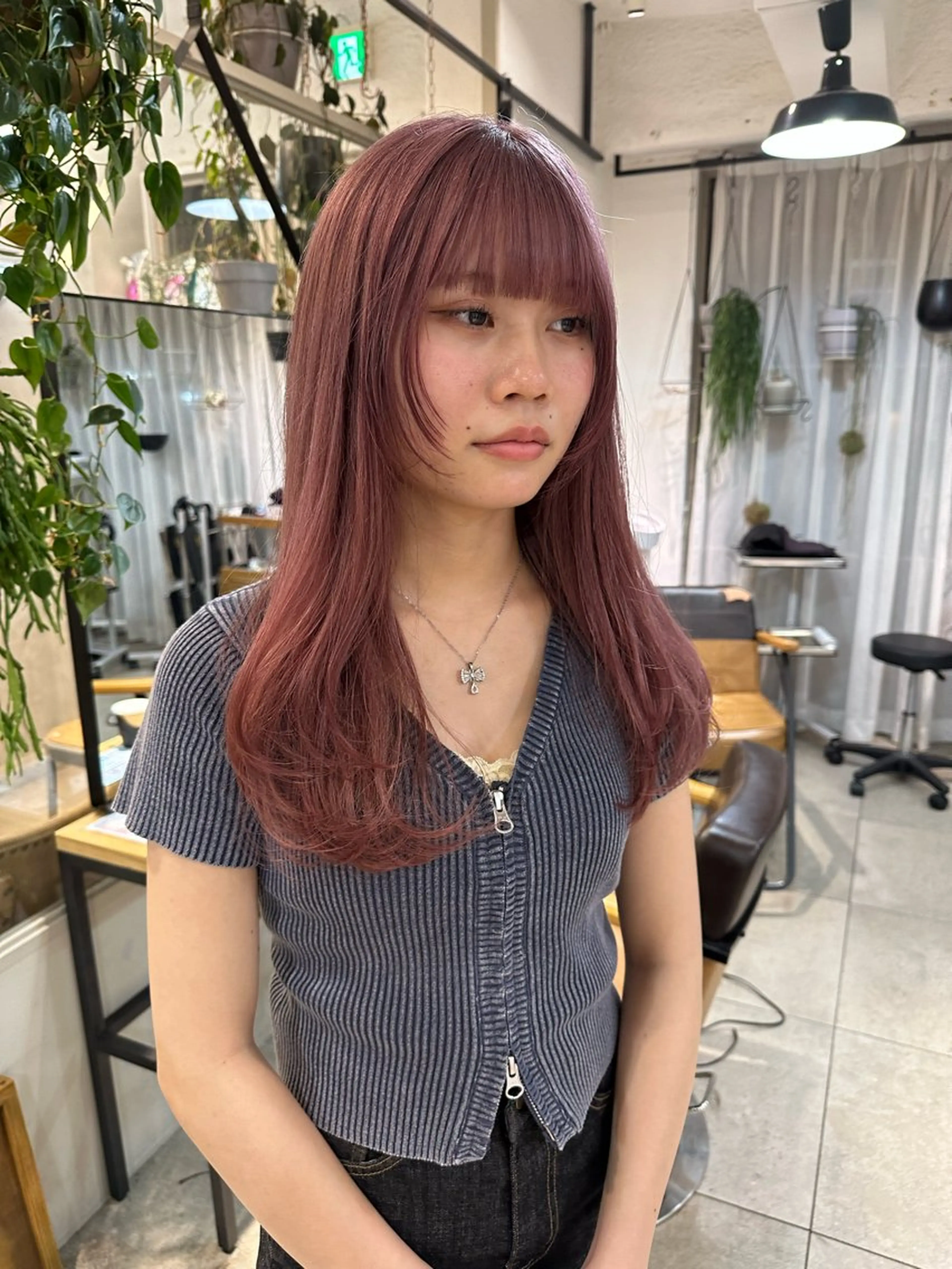 ロング カラー ブリーチ ハイトーンカラー ブリーチなしカラー ボブ ロング カット ヘアカラー トリートメント REINA☁️透明感 カラー/ぷつっと♡のヘアスタイル