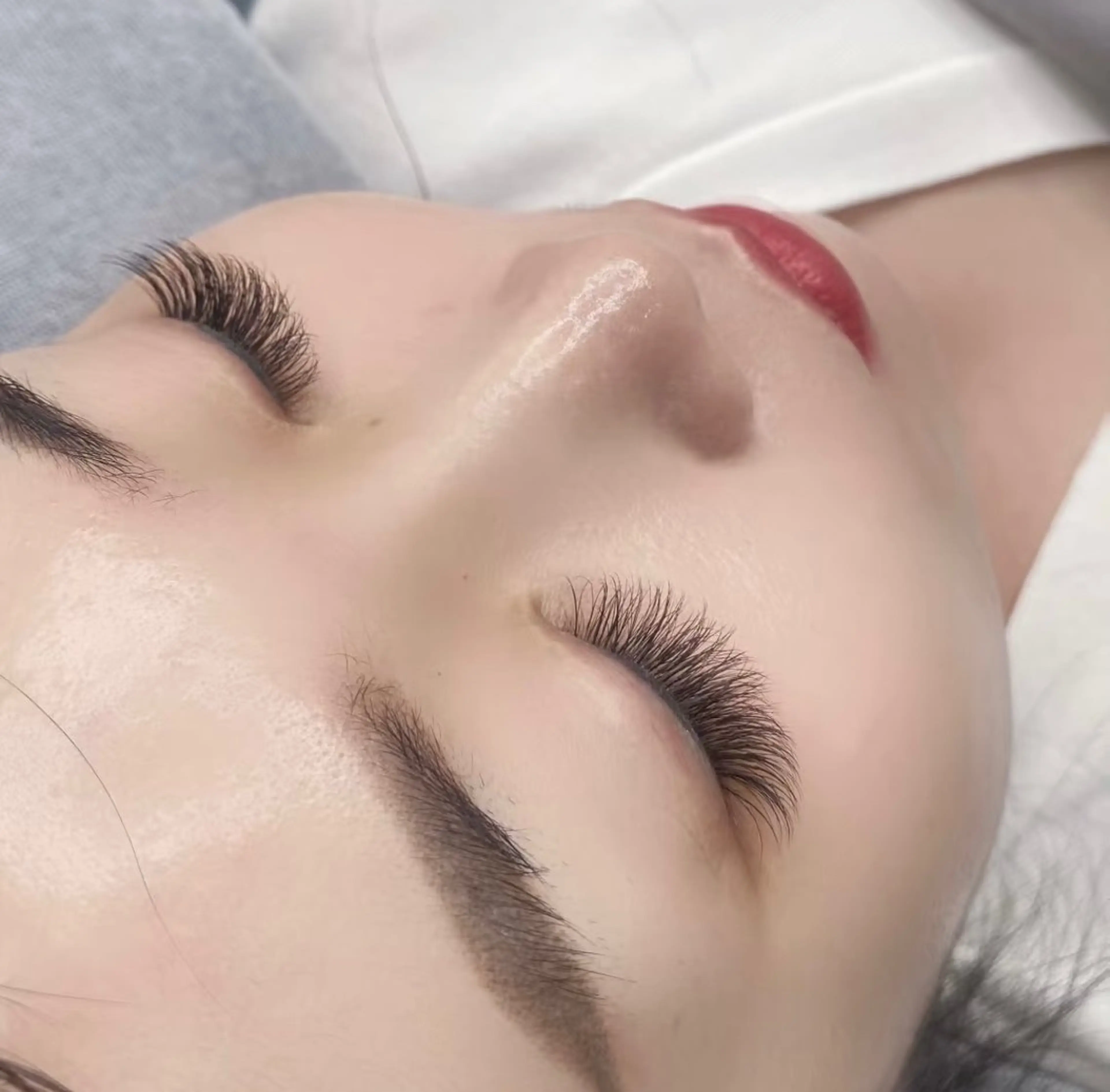 マツエク・マツパ バインドロック フラットラッシュ ナチュラル パリジェンヌラッシュリフト まつげパーマ YK 美學院のネイルデザイン