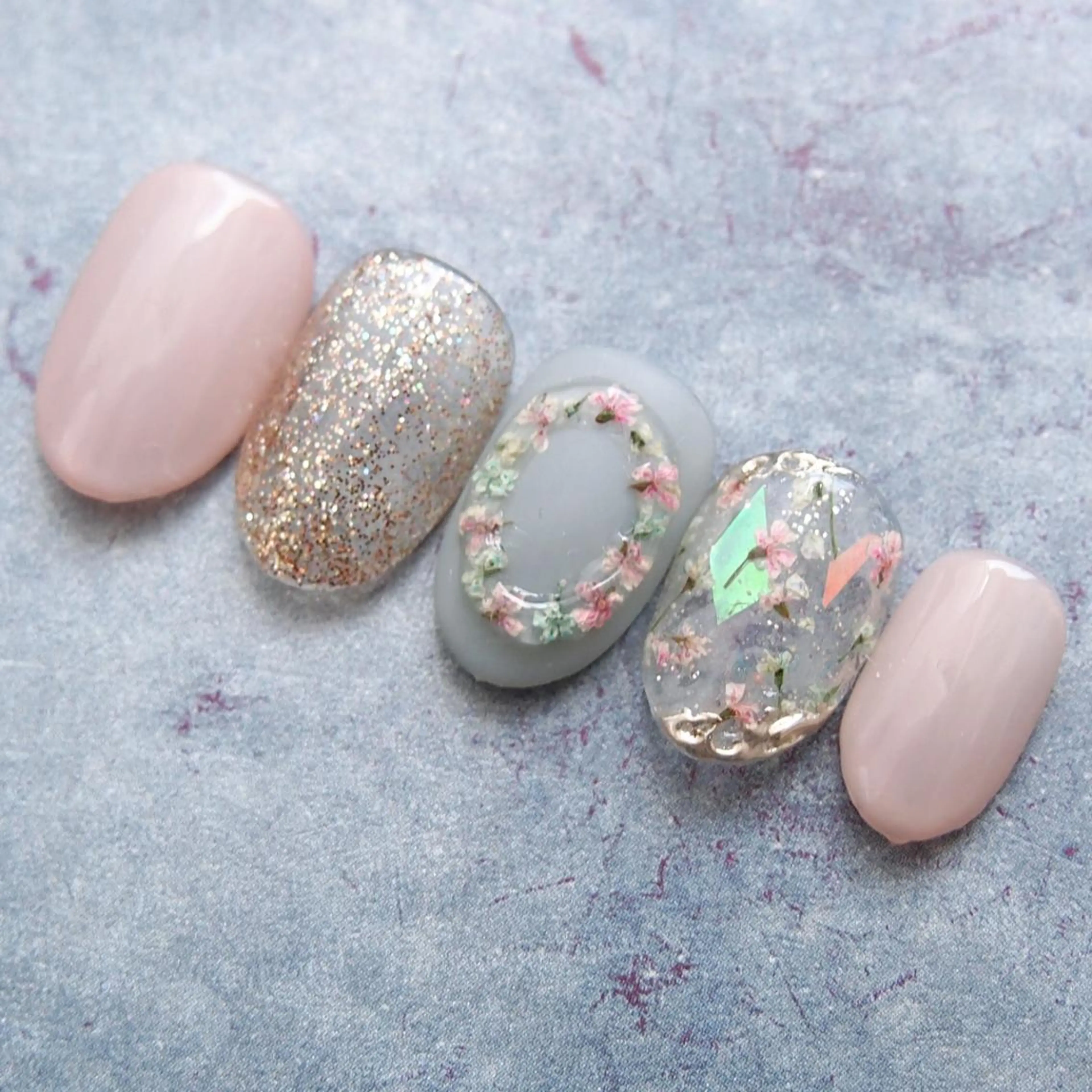 ネイル ハンドネイル 山田 麻衣のネイルデザイン