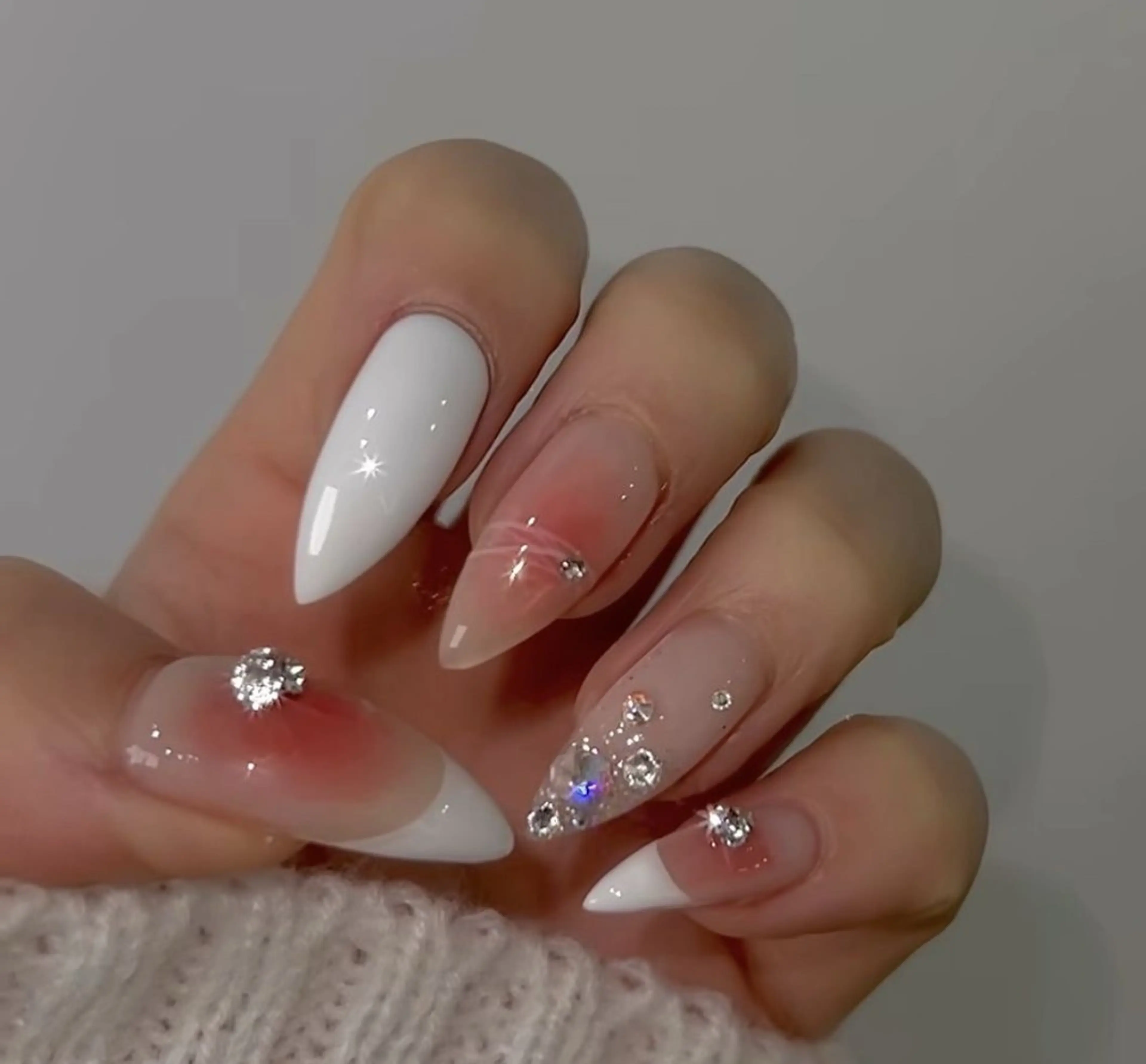 ネイル 韓国ネイル 持ち込み ハンドネイル EMI ANA.CHUOのネイルデザイン