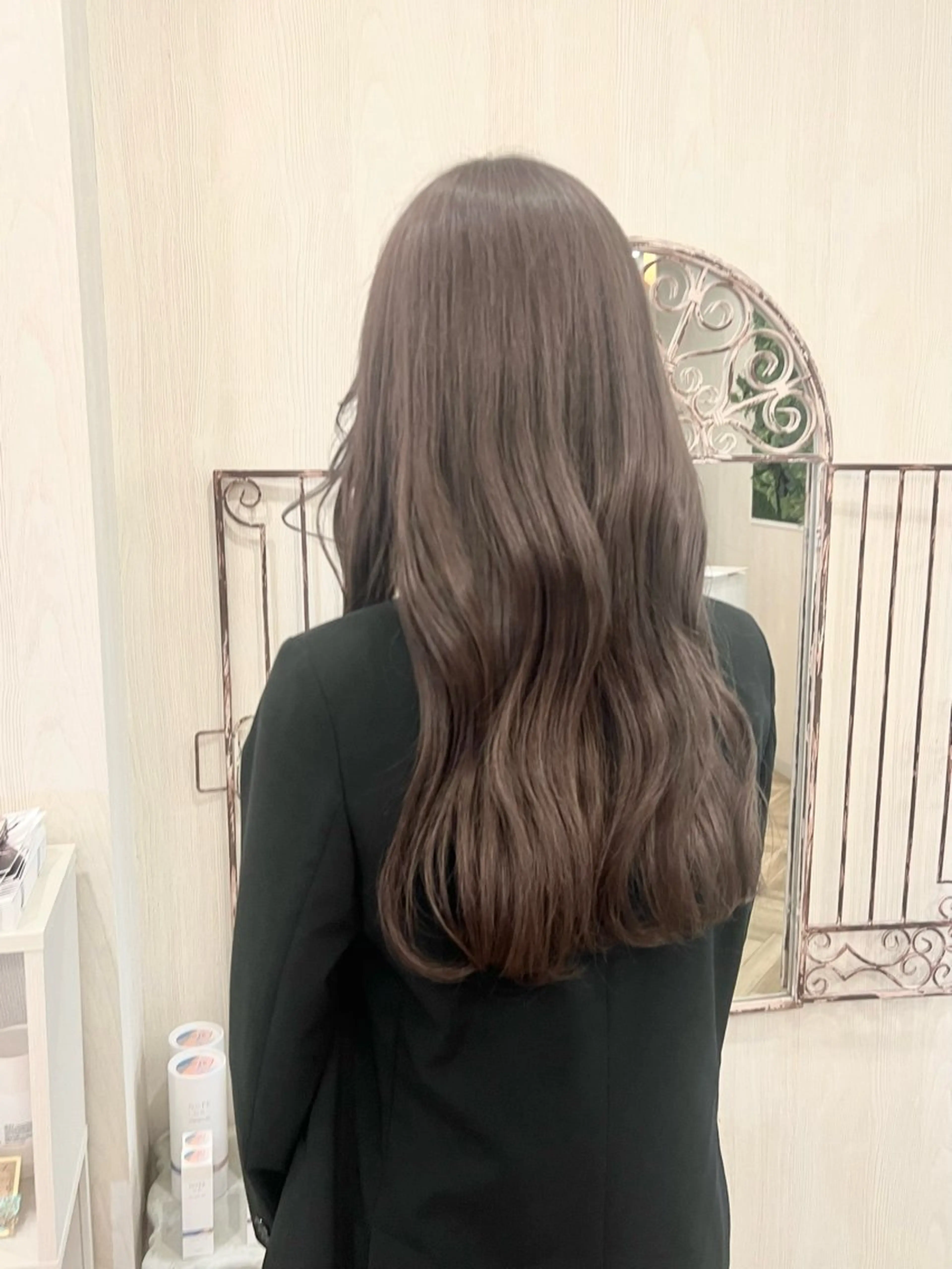 ロング カラー カット ヘアカラー 🎀野崎 美玖𝜗𝜚˚⋆のヘアスタイル