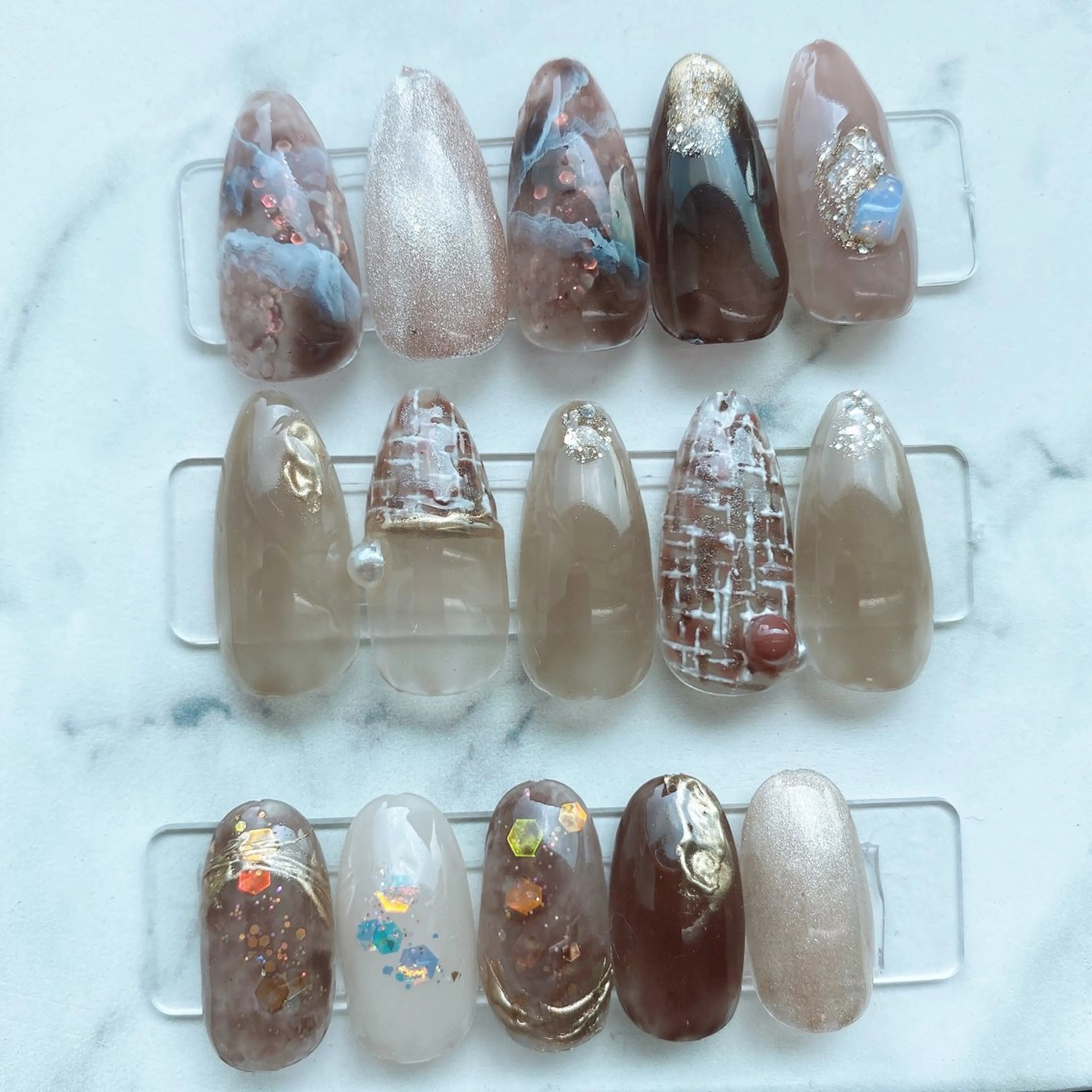 ネイル ブラウン ニュアンスネイル ツイードネイル LittleMimi Nails安土のネイルデザイン