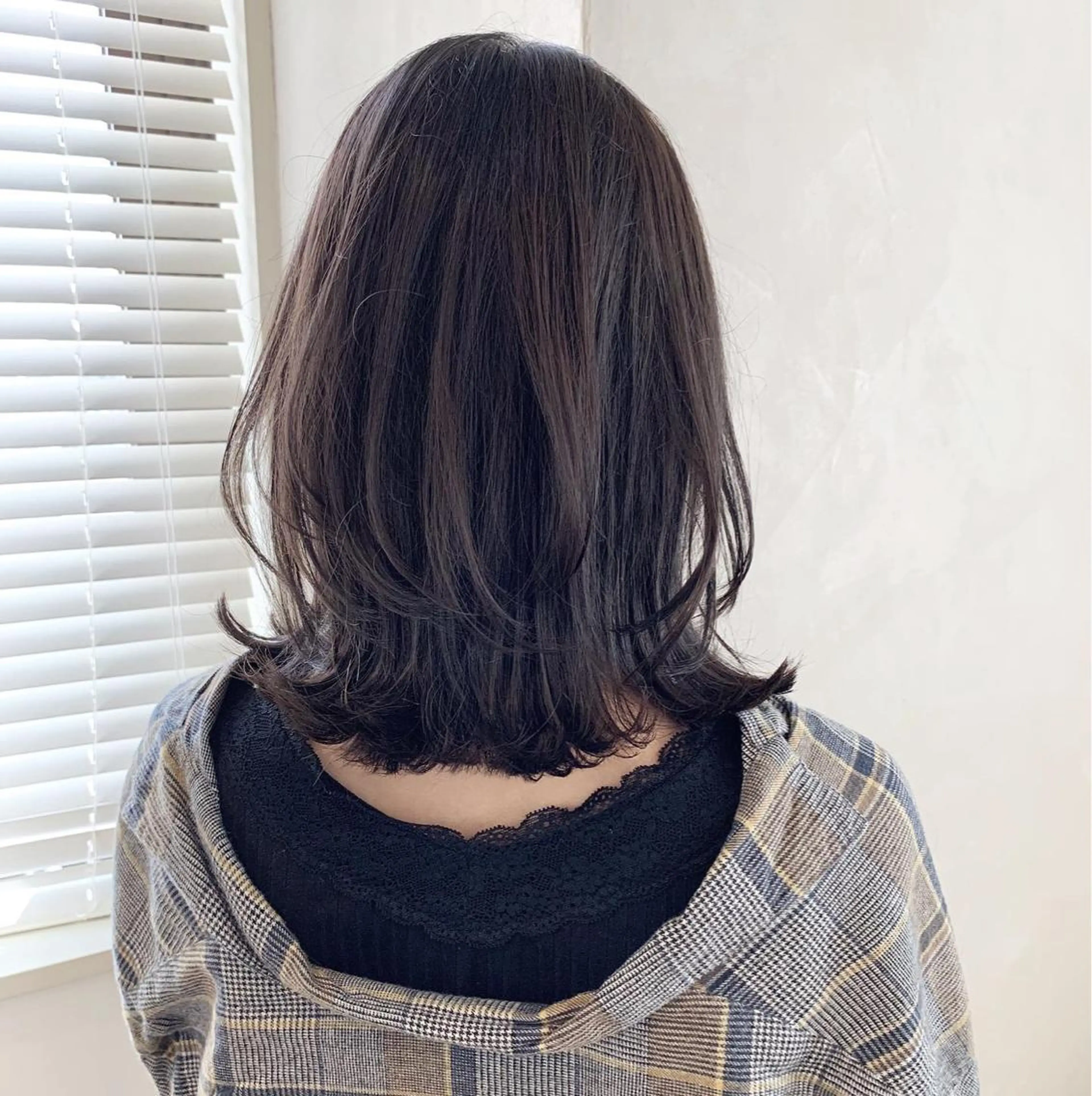 ミディアム ミディアムレイヤー レイヤーカット Pēji所属・松村 総のヘアスタイル