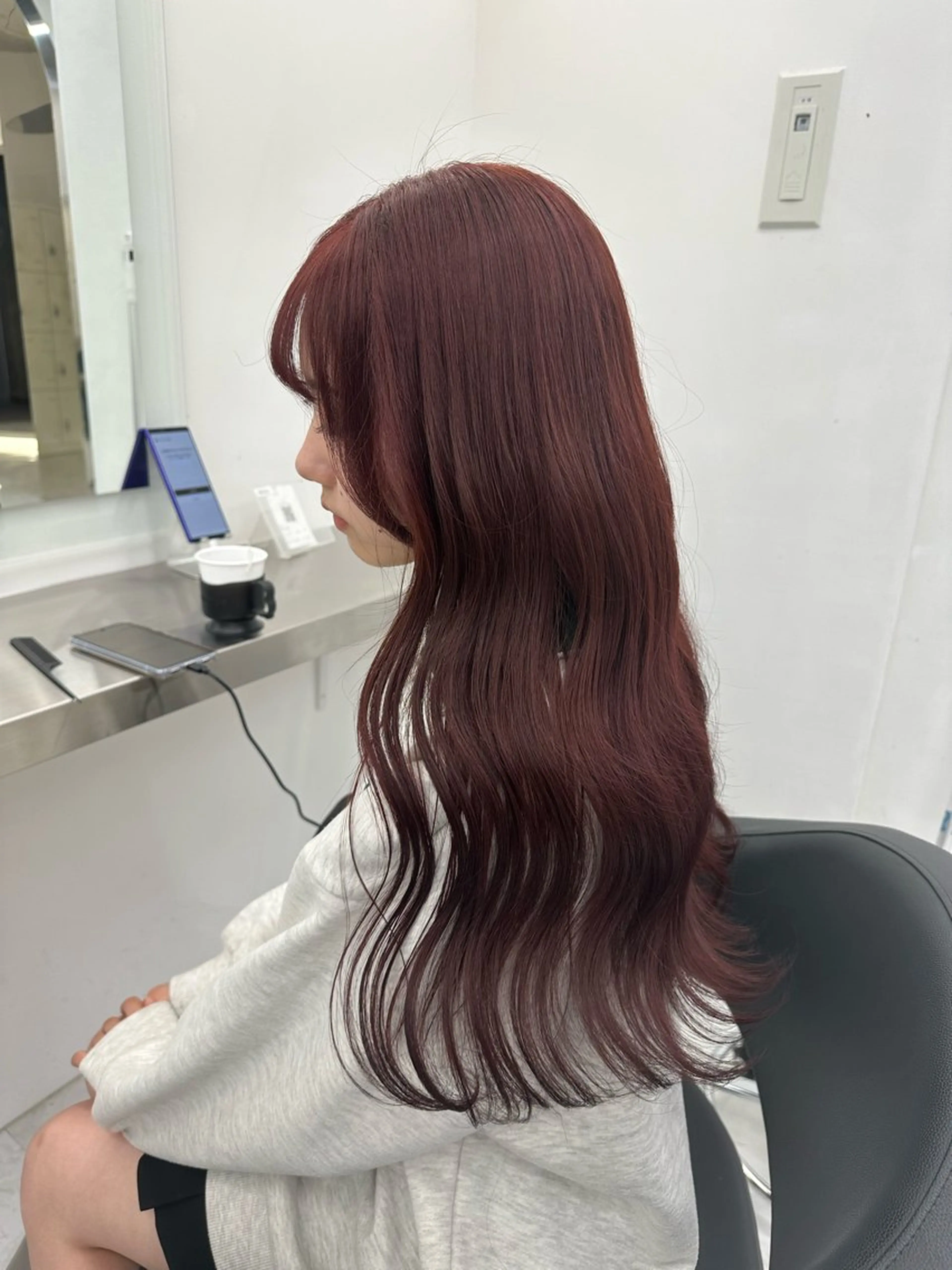 ロング カット ヘアカラー ヘッドスパ ヘアセット 🤍上質艶ワンホン ヘアMAYU🤍のヘアスタイル