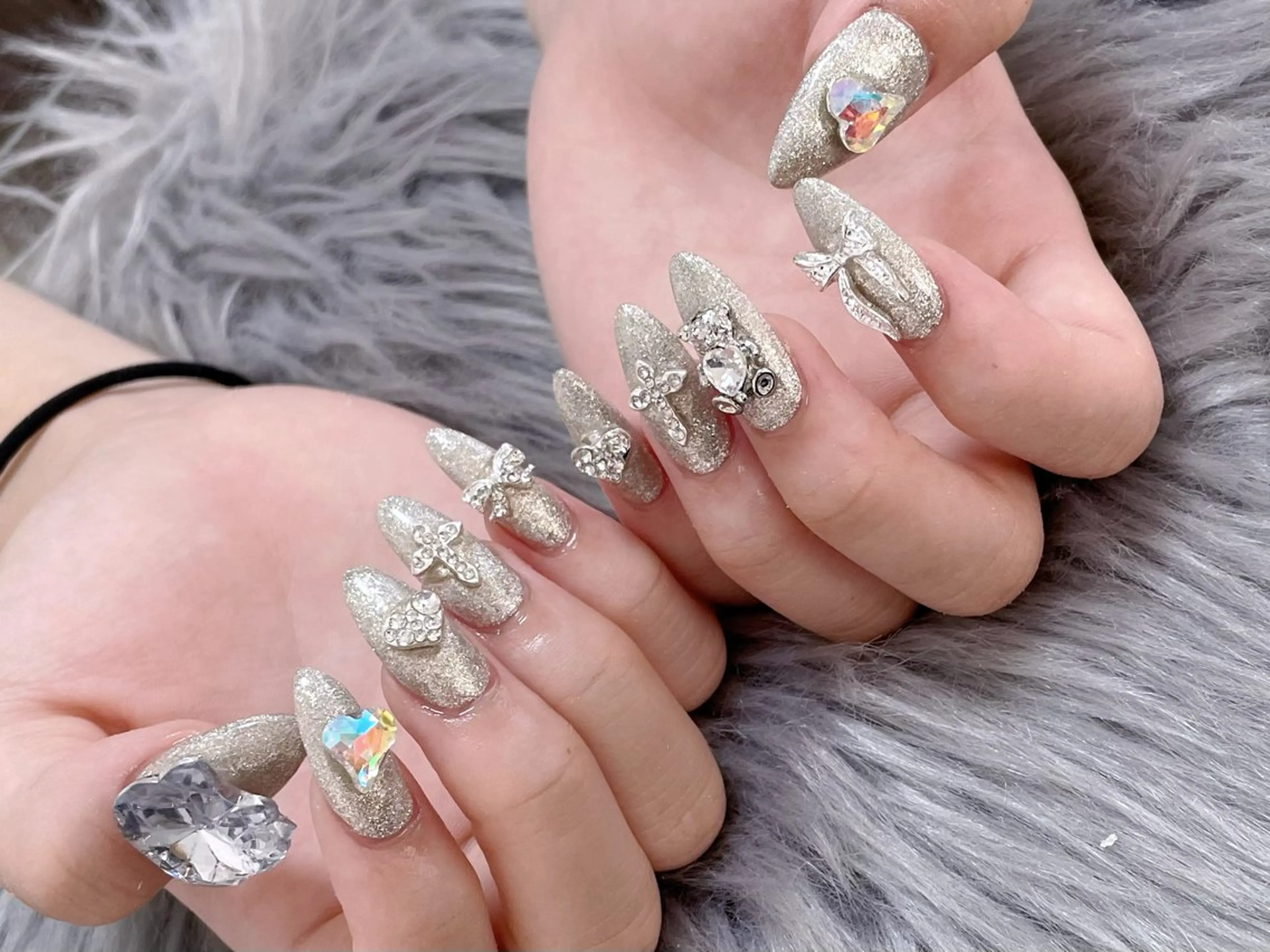 セミロング ハンドネイル Nina's nailのネイルデザイン