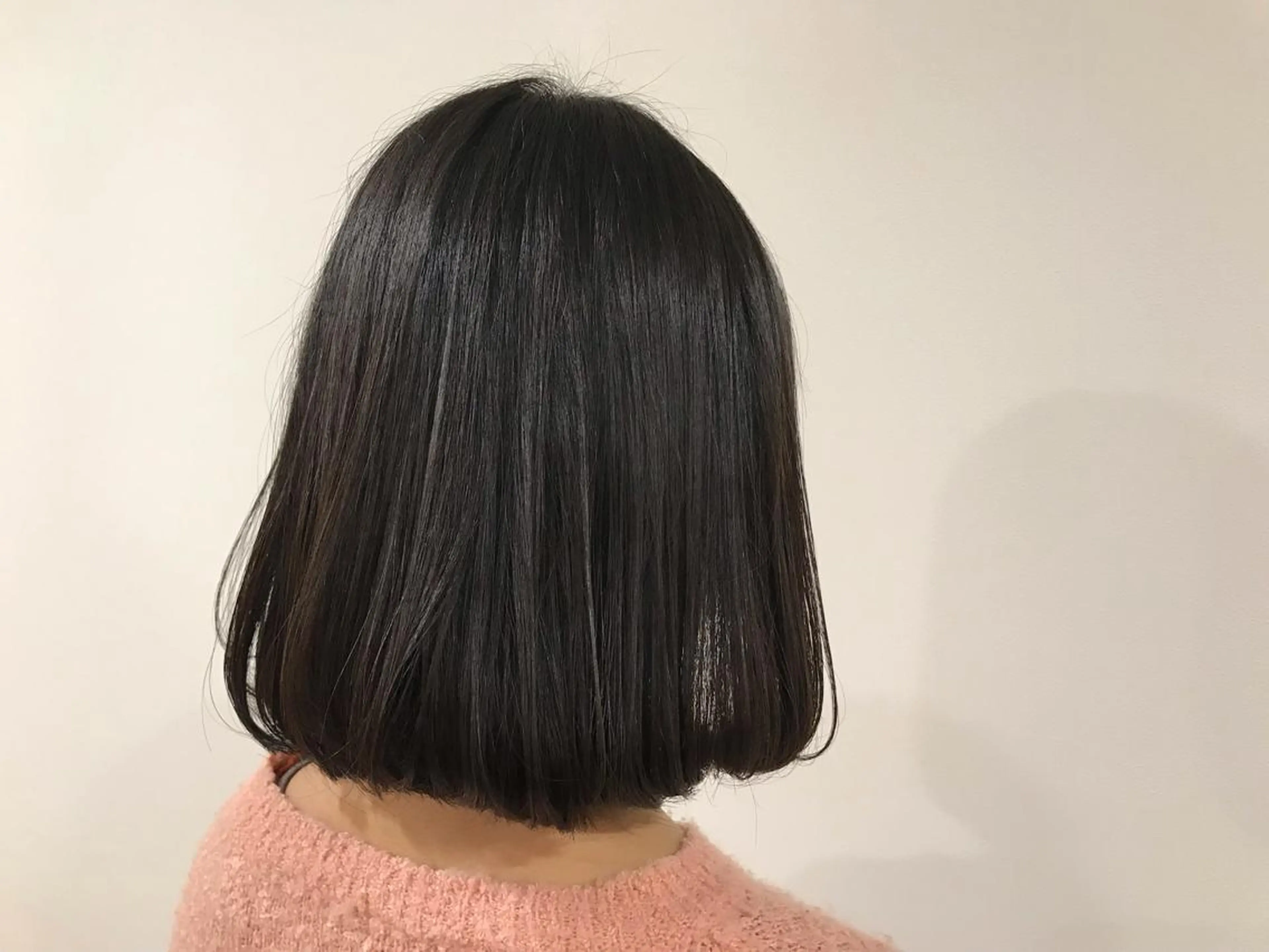 ミディアム 暖色カラー🍊 ボブ🌿顔周りcutのヘアスタイル