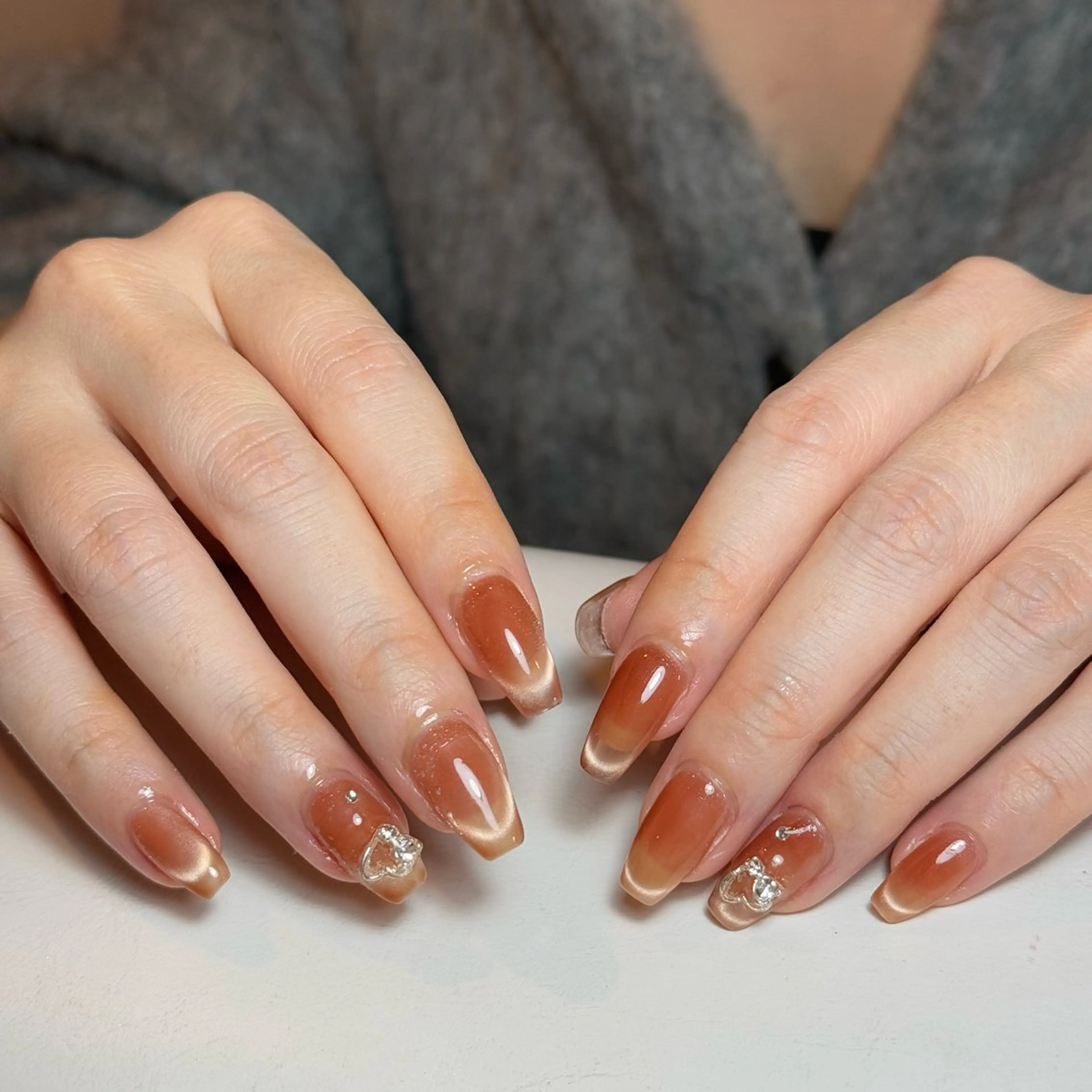 ネイル チークネイル フレンチネイル グラデーション キラキラネイル 韓国ネイル ハンドネイル Risa_ Nailのネイルデザイン