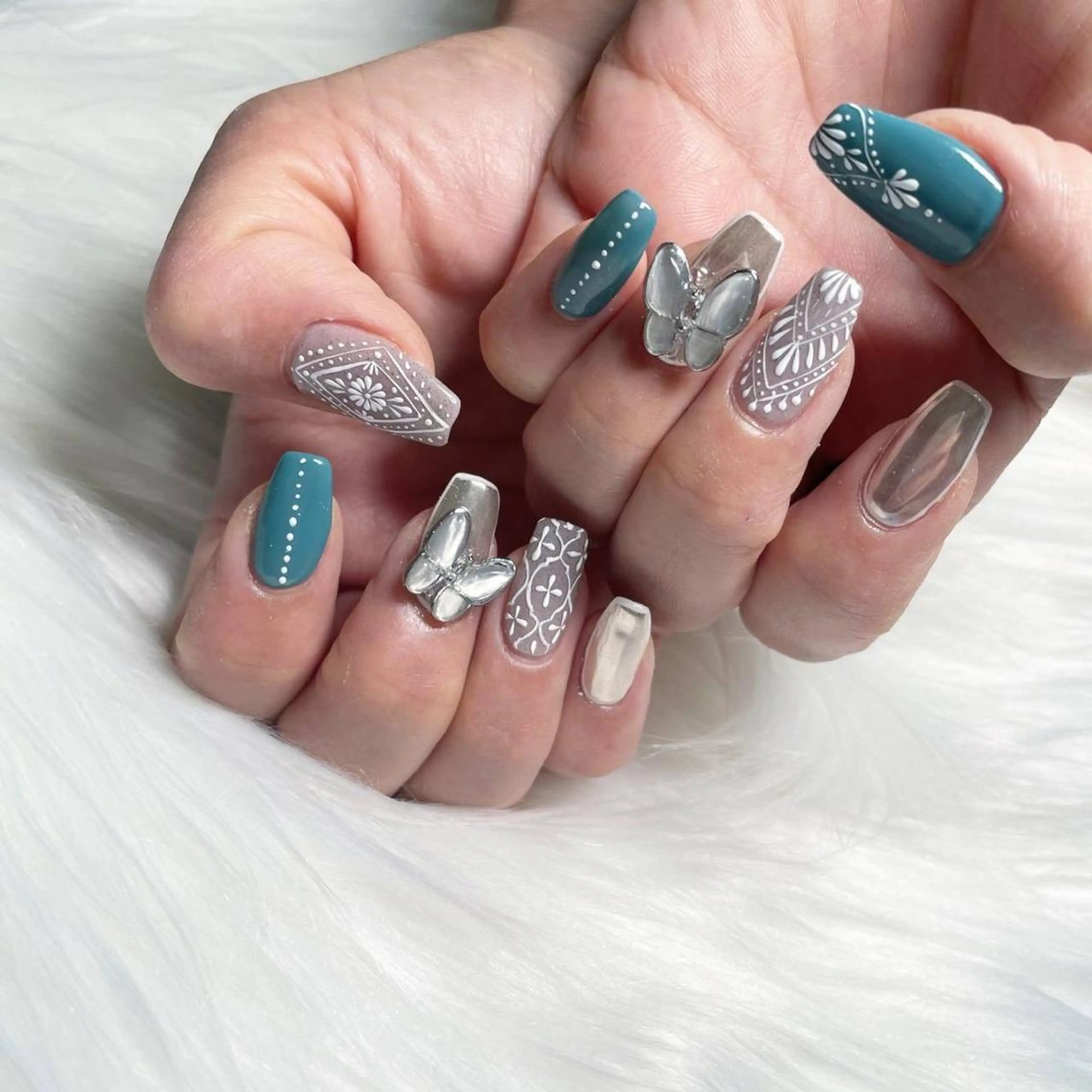 ネイル ハンドネイル ROSE・ MARY 鈴木のネイルデザイン