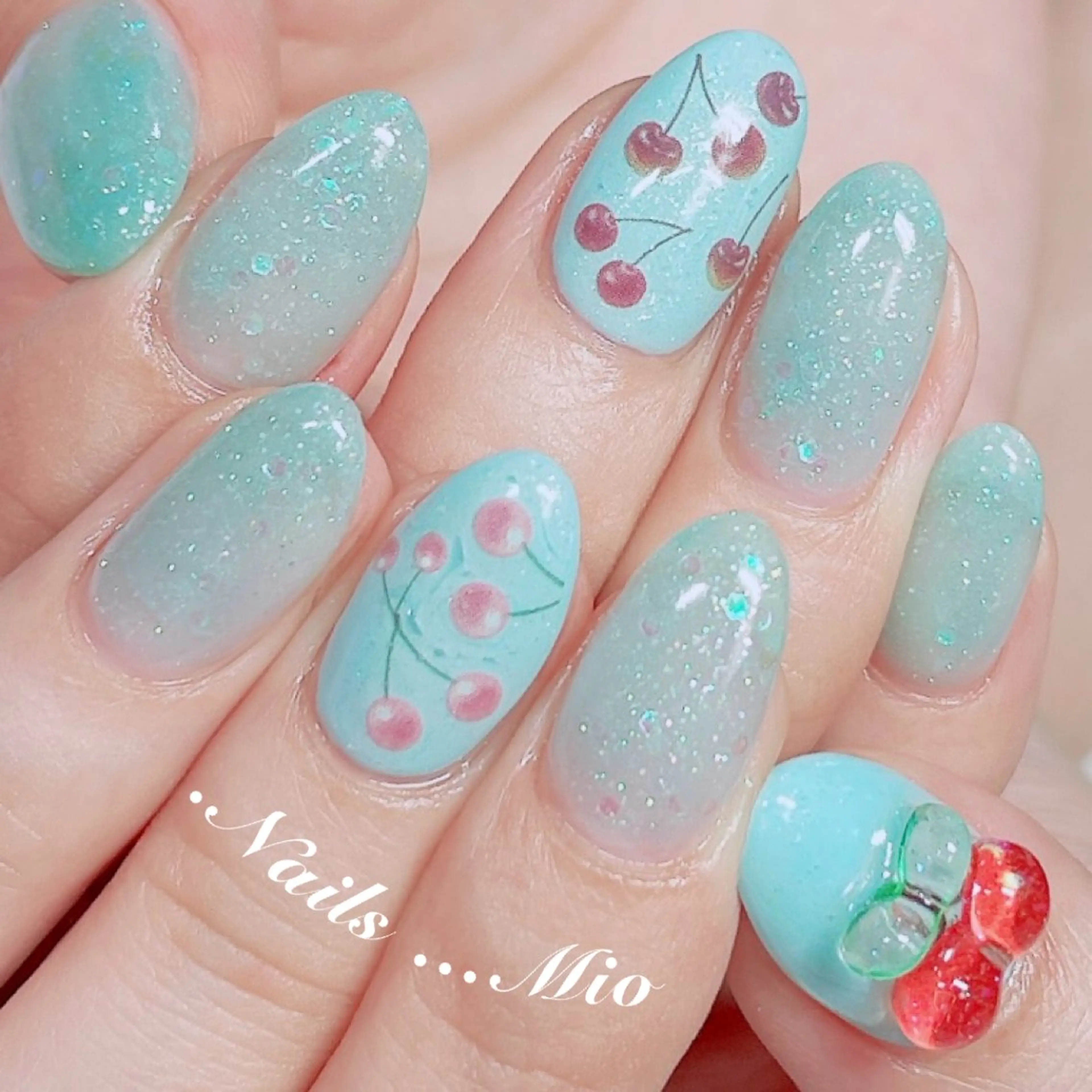 ネイル ジェルネイル ワンカラーネイル 赤色 .Nails Mio 赤羽西ネイルサロンのネイルデザイン