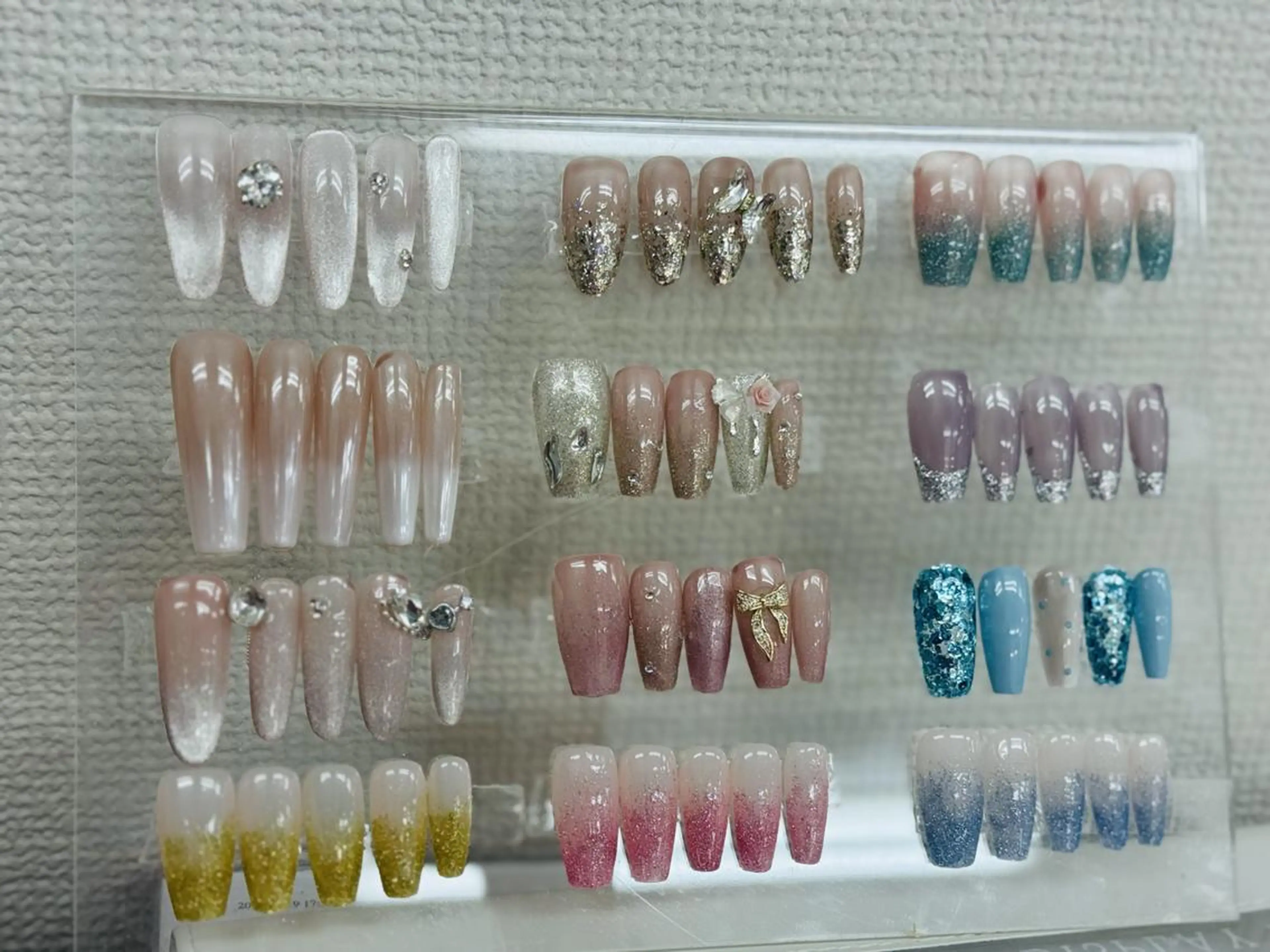 [ハンド]大人可愛い定額ネイル 【初来店・来店2回目】 12種類¥6500 3回以降＋800円の写真
