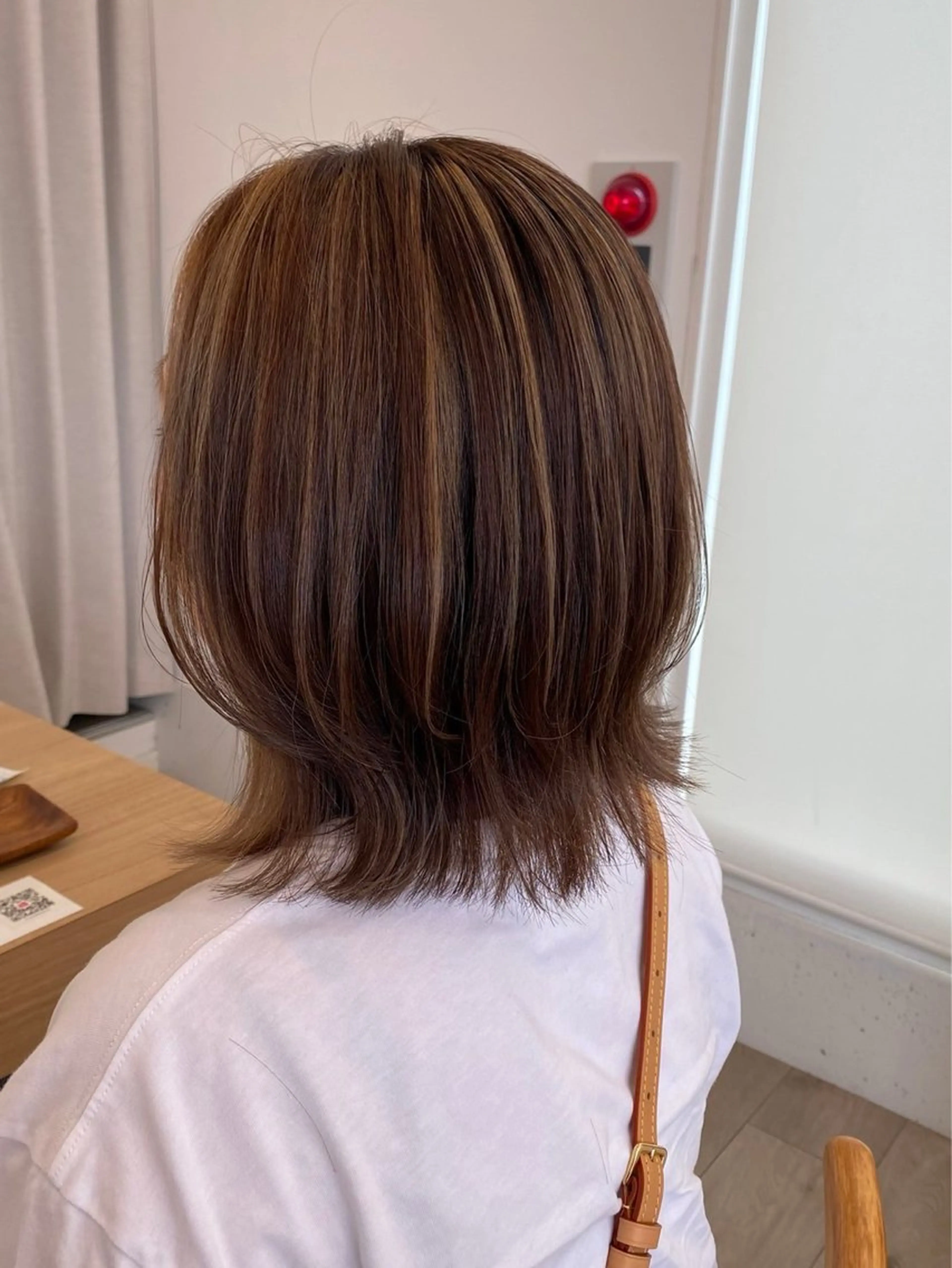 ミディアム 外国人風カラー ハイライト 白石 心愛のヘアスタイル