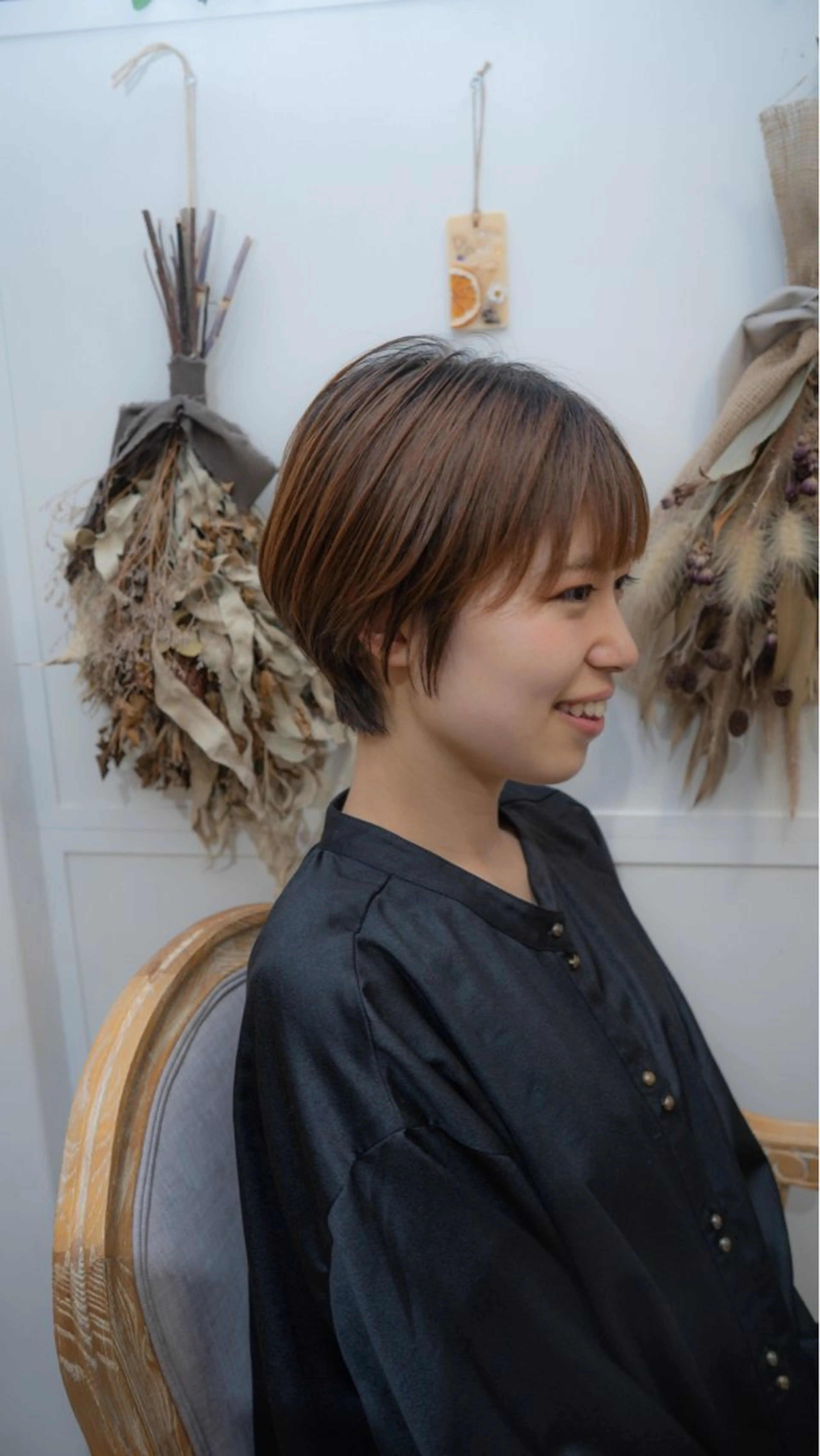 ショート カラー 顔周りカット 韓国風ヘア ショートヘア 小顔カット カット ヘアカラー SALOWIN 神戸三宮店所属・【三宮/ブリーチ なしカラー】高田祐也のヘアスタイル