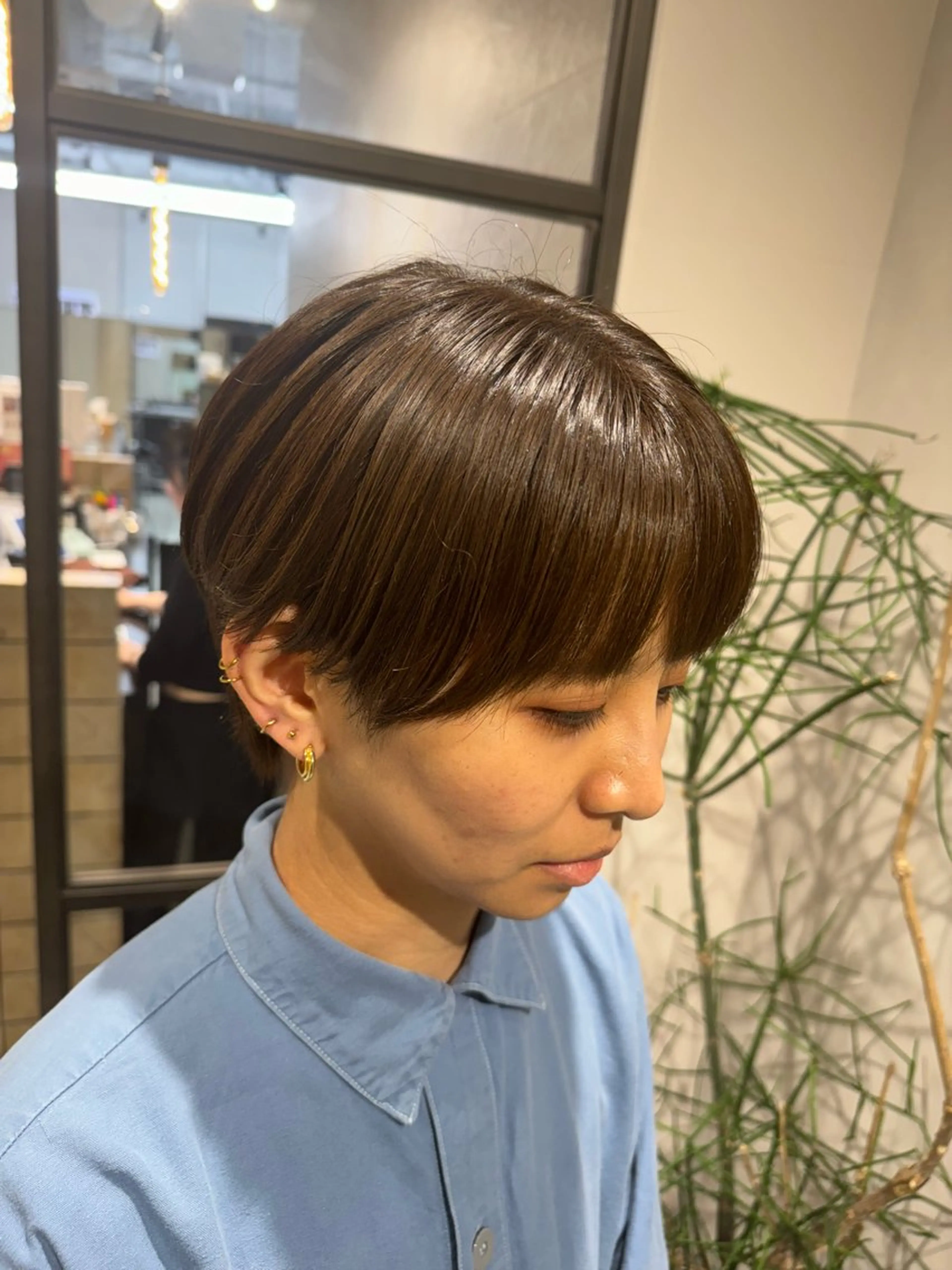 ショート カラー ハンサムショート ベージュカラー オリーブベージュ ショートヘア カット ヘアカラー トリートメント 透明感カラー✨艶髪 制作🌱山根あゆみのヘアスタイル