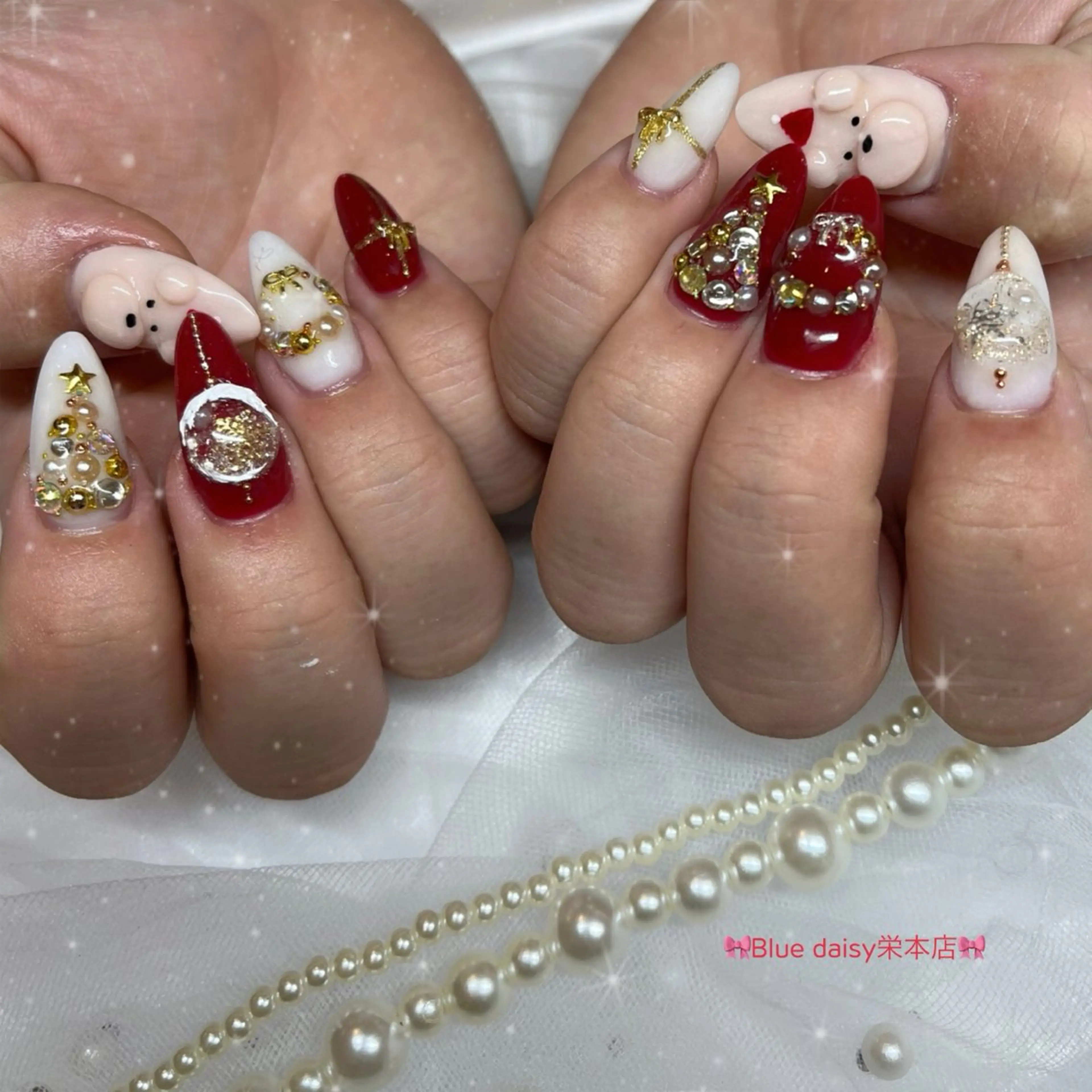 ネイル 冬ネイル クリスマス ハンドネイル ブルーデイジー栄本店所属・BlueDaisy 栄本店のネイルデザイン