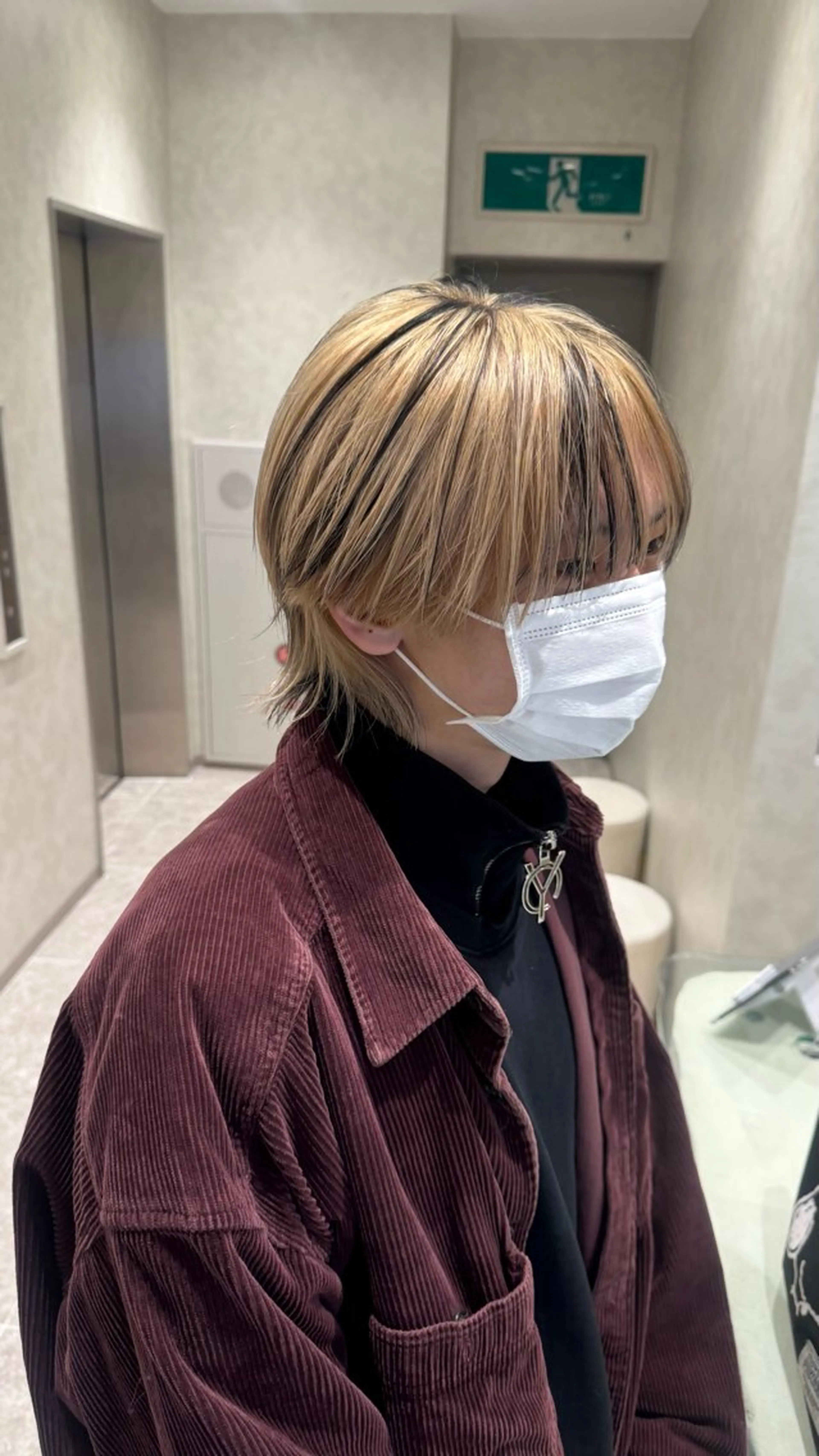 ショート カラー SALOWIN札幌大通り所属・札幌ハイトーン/ ブリーチカラー/ドイのヘアスタイル