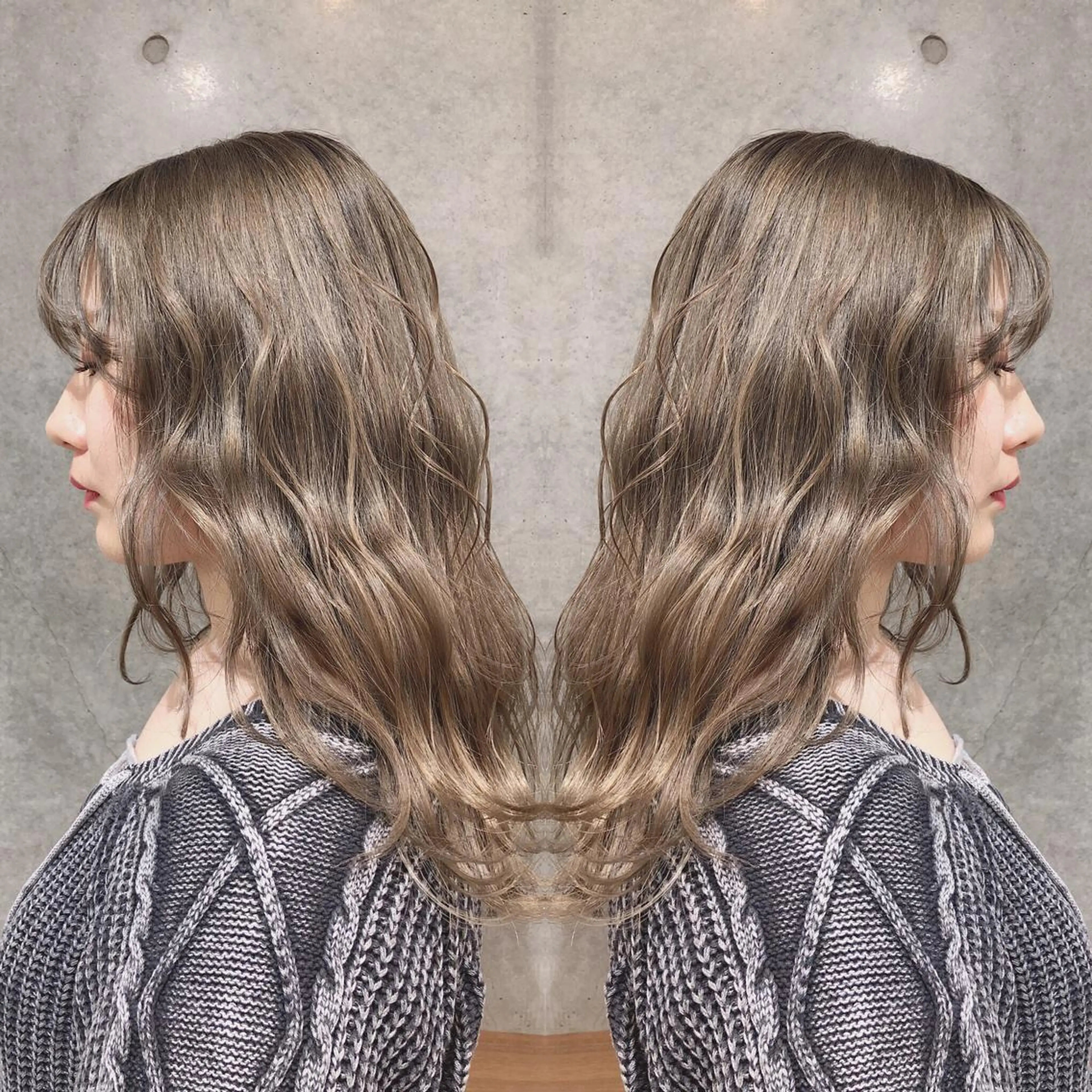 セミロング カラー ヘアアレンジ アッシュ ハイトーンカラー カット ヘアカラー トリートメント 🦋美髪／エクステ 🦋アベイクミのヘアスタイル