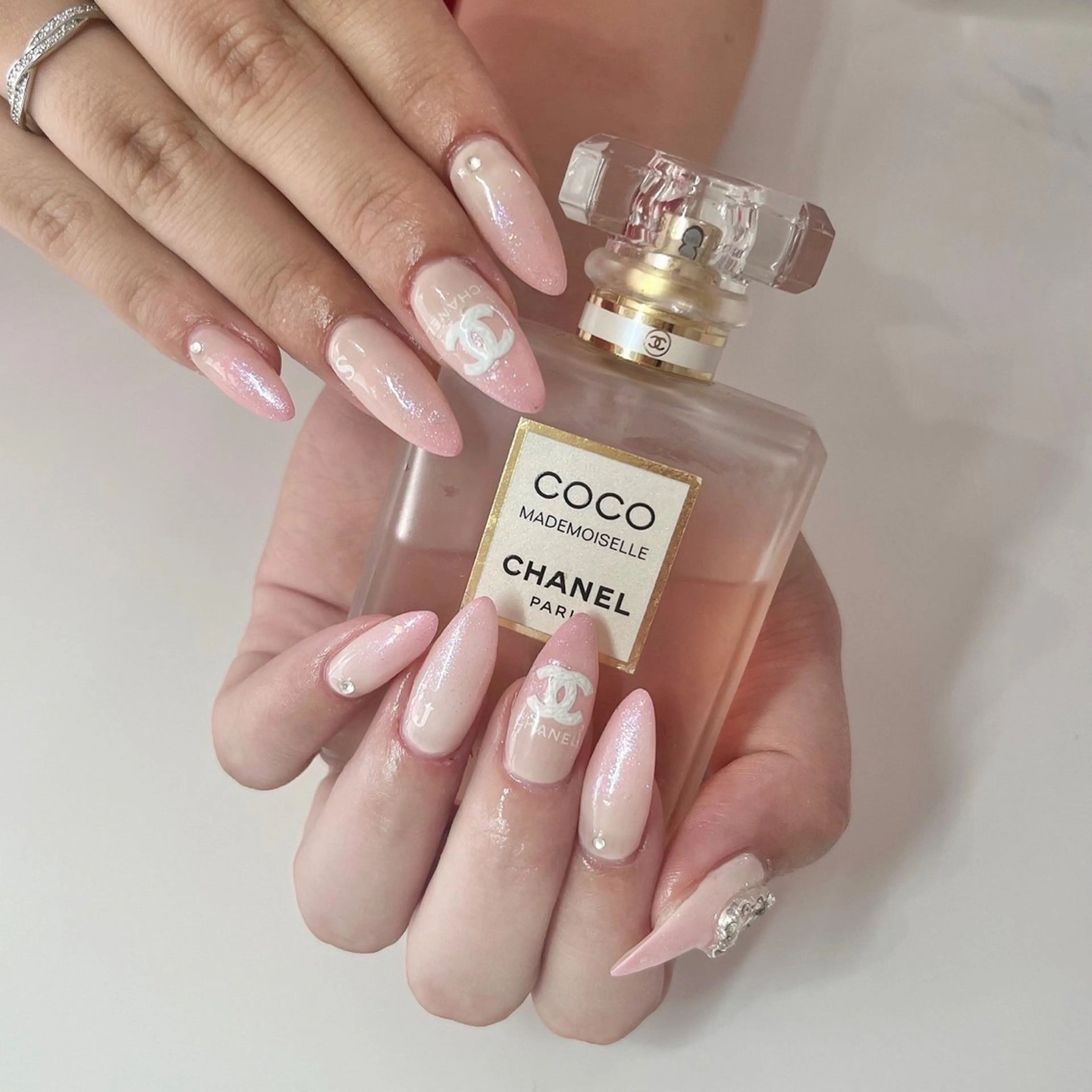 ネイル ハンドネイル Luuny nailのネイルデザイン