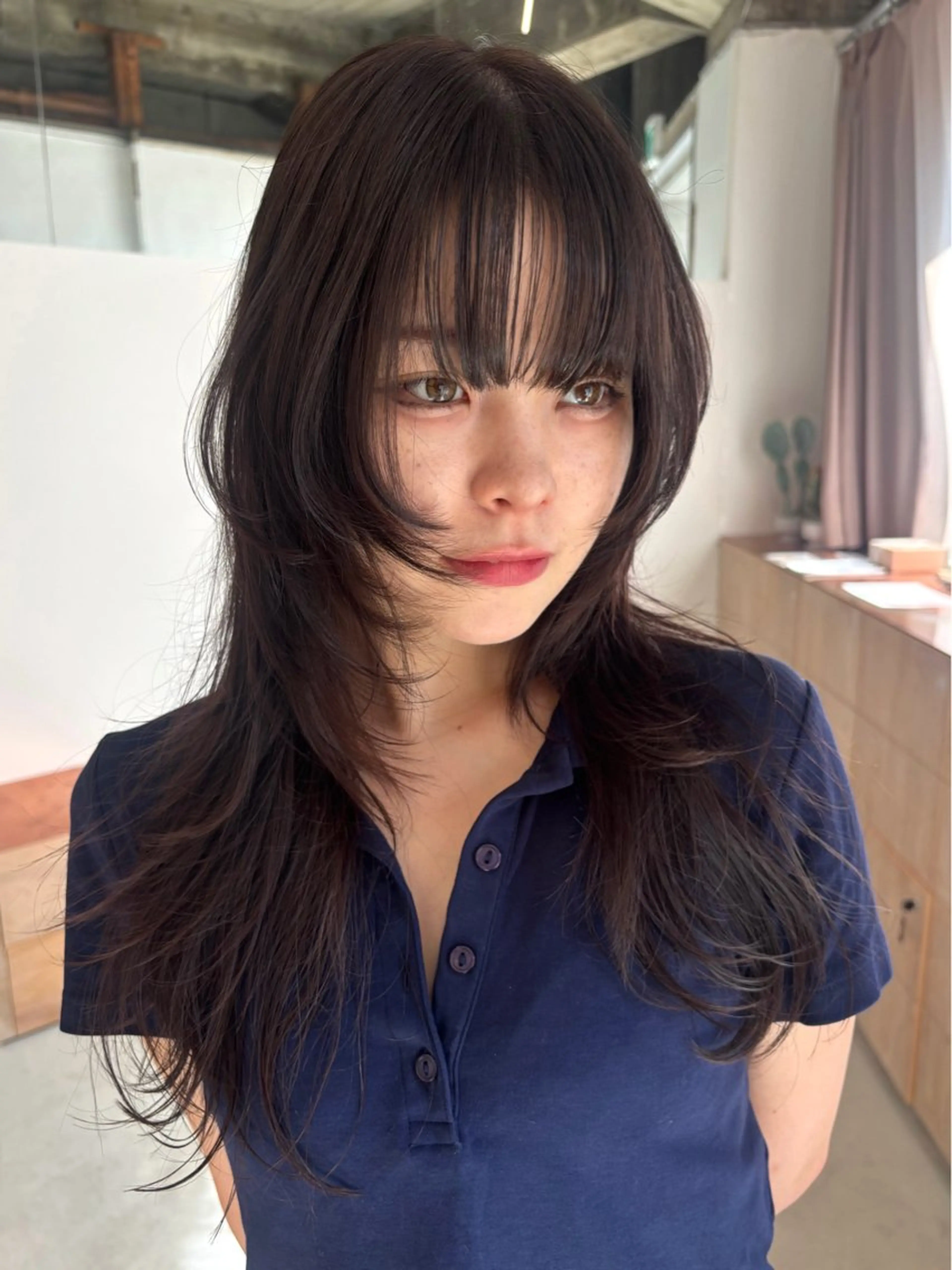 ロング レイヤーカット カット ヘアカラー the hinc所属・ami/大阪カラー /暖色カラーのヘアスタイル