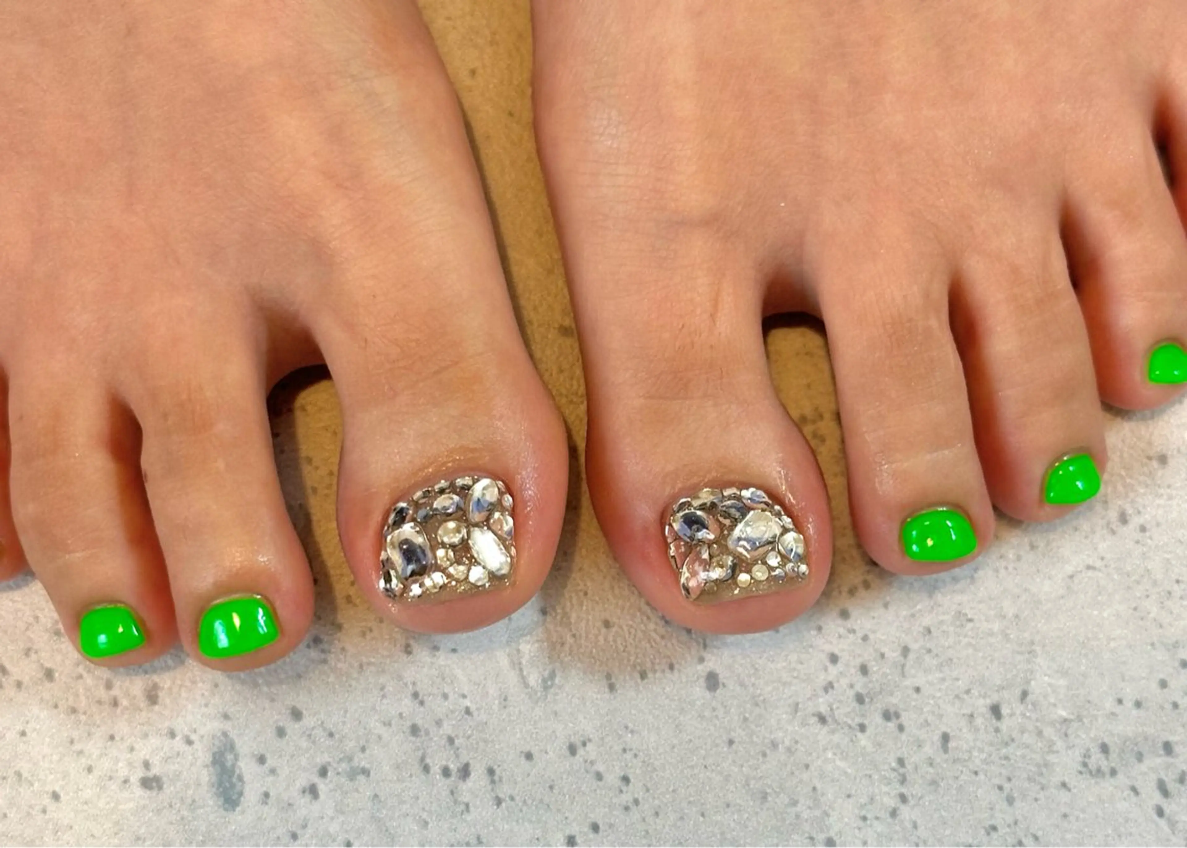 ネイル フットネイル GéRanium Harukaのネイルデザイン