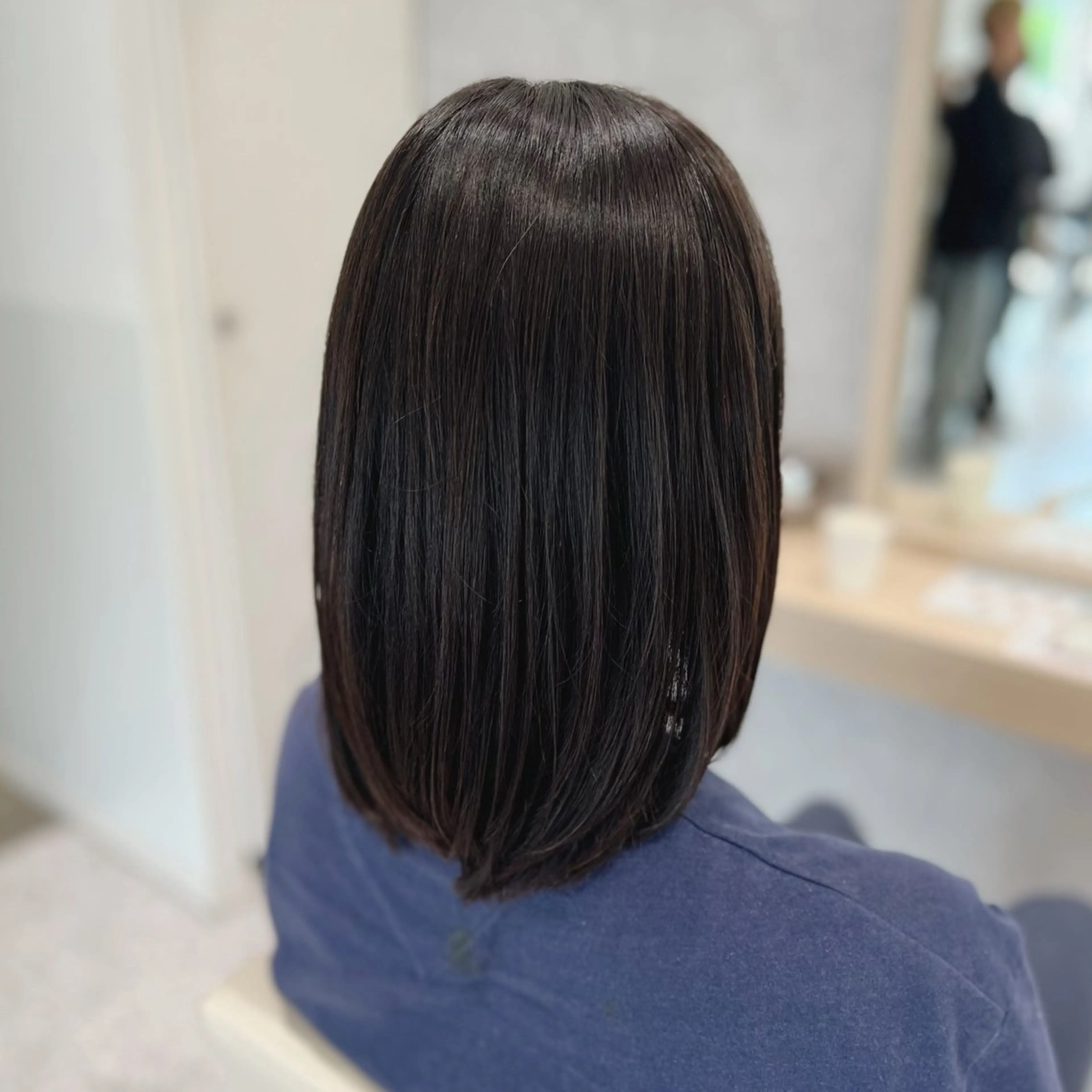 ミディアム カット 縮毛矯正 鈴木 和也のヘアスタイル