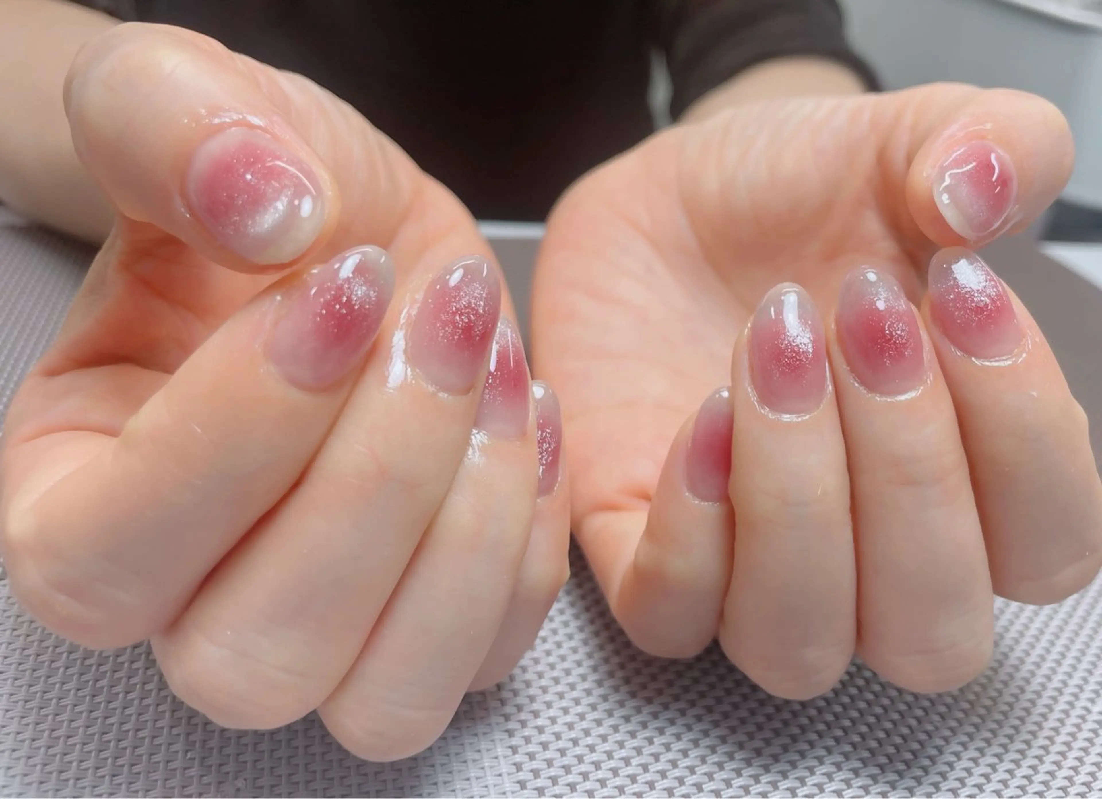 ネイル チークネイル 長さ出し フレンチネイル グラデーション キラキラネイル MEO NAILのネイルデザイン