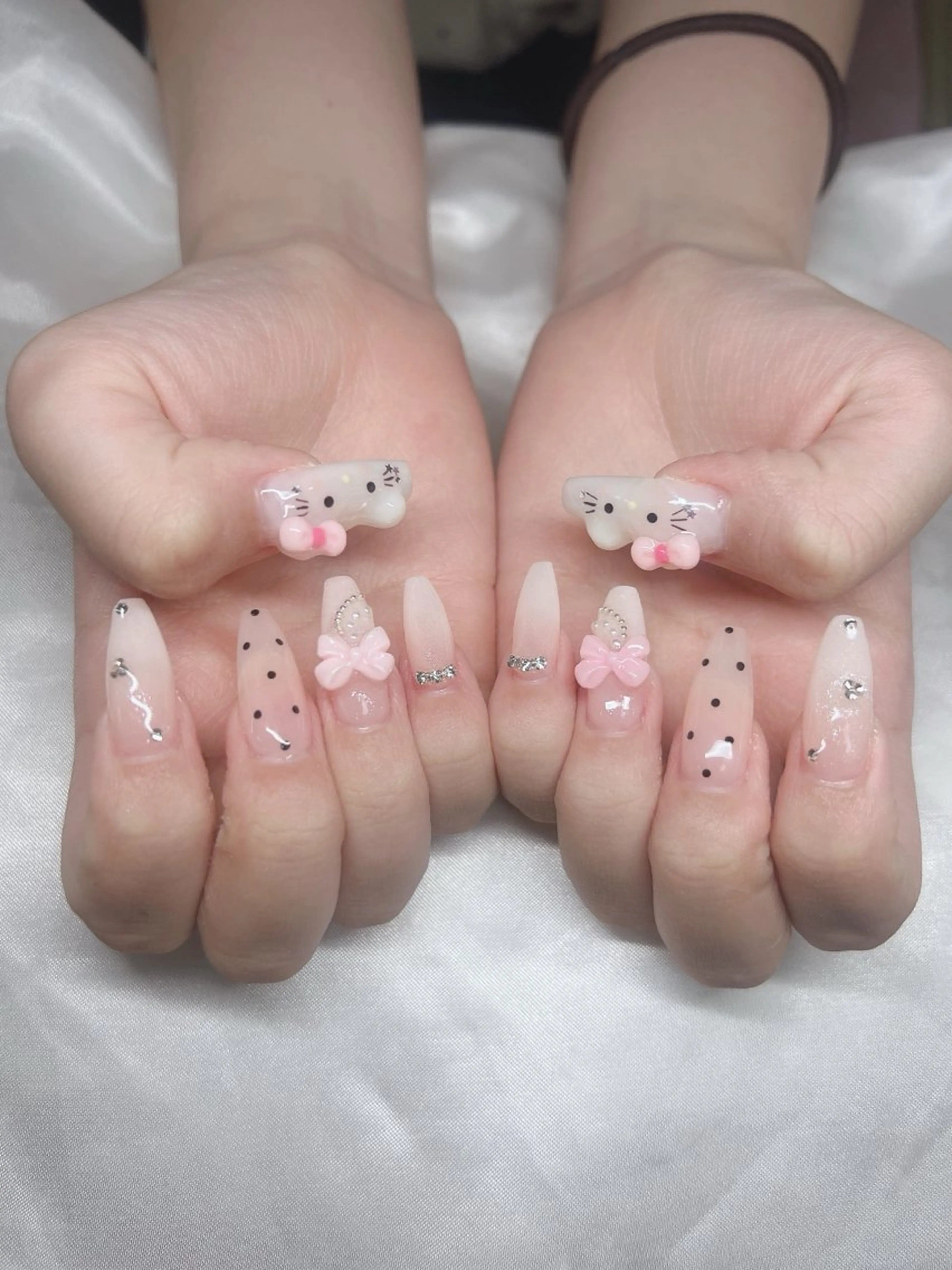 ネイル 長さ出し グラデーション キラキラネイル マグネットネイル ニュアンスネイル ハンドネイル Lee Nails チップ長さだし専門店のネイルデザイン