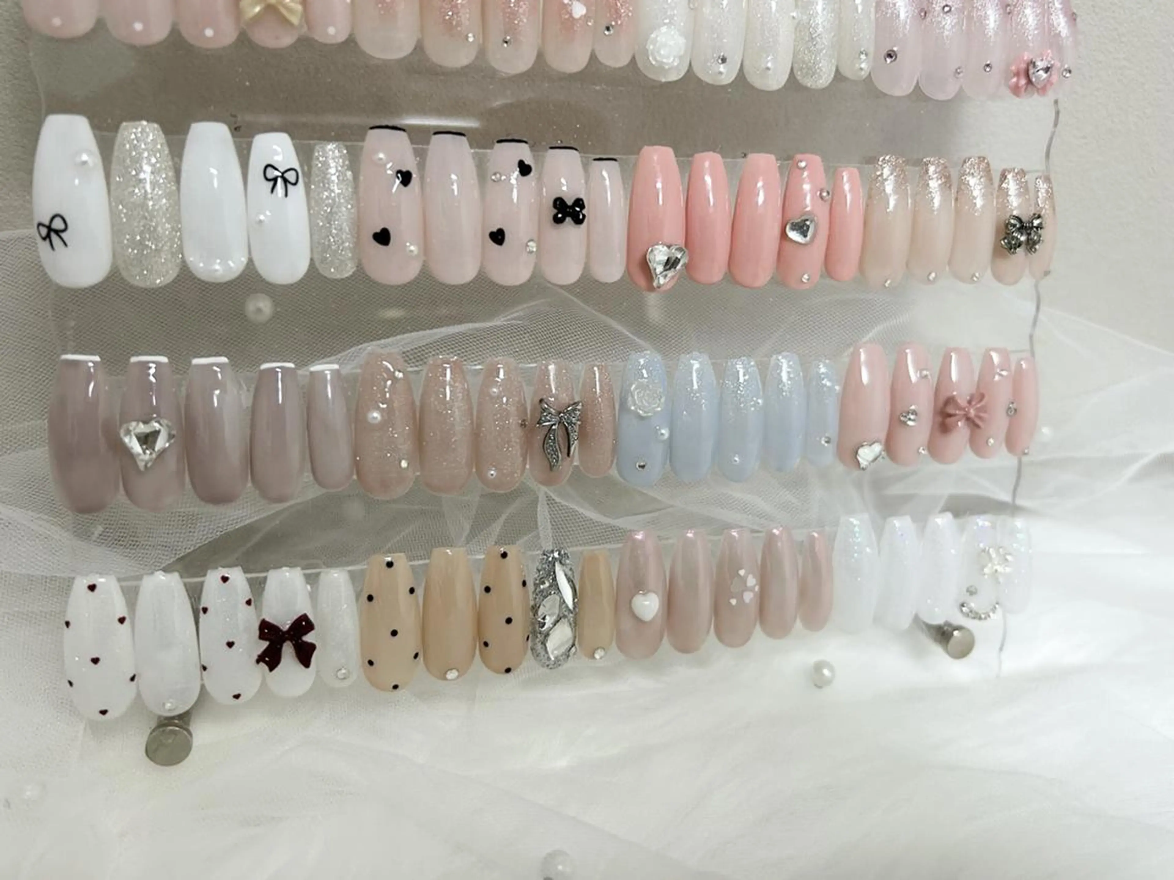 ネイル ワンホンネイル ハンドネイル 🐝TOMO🎀ིྀ 【パラジェル取扱店】のネイルデザイン