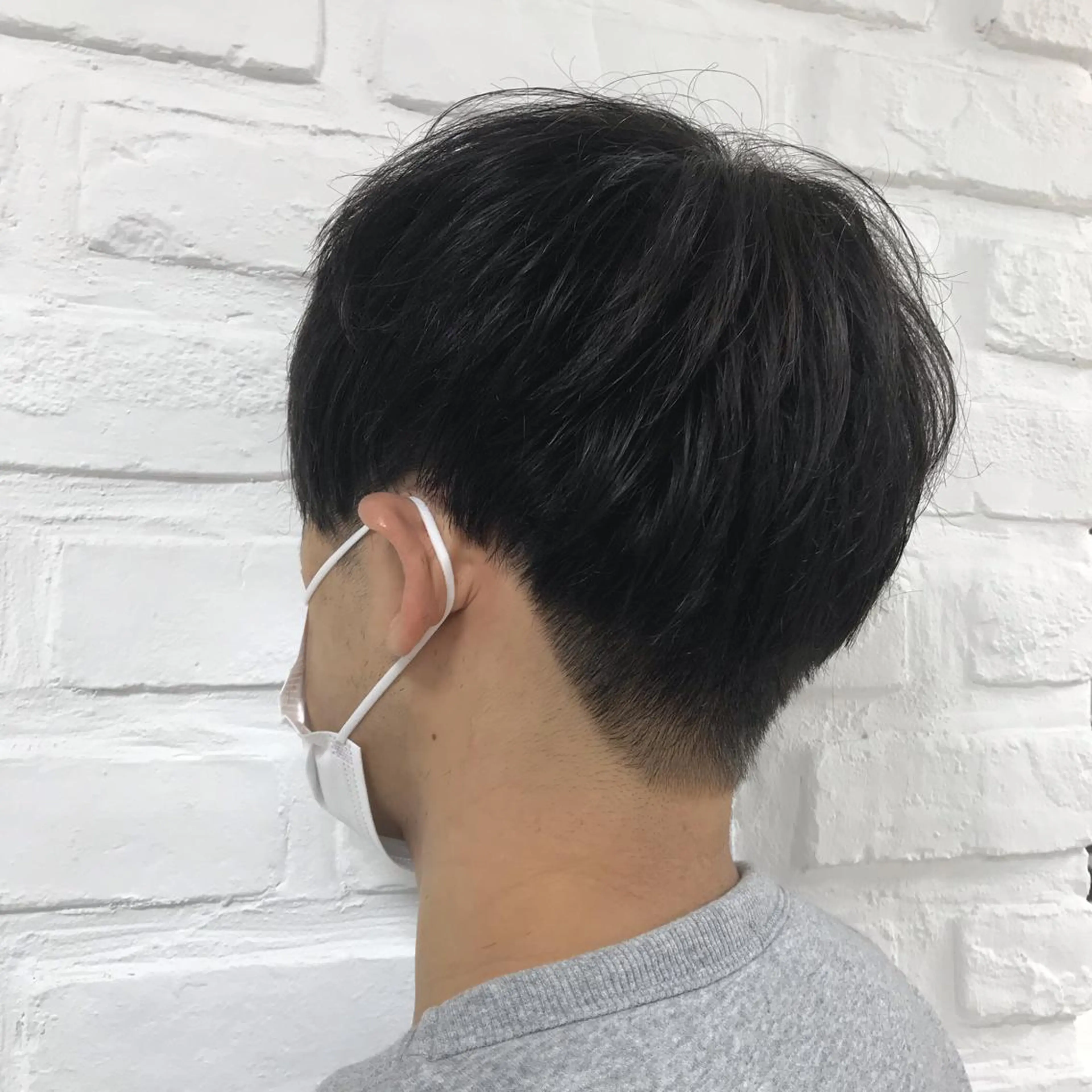 ショート メンズ マッシュ カット 暖色カラー🌹 中山由梨のヘアスタイル