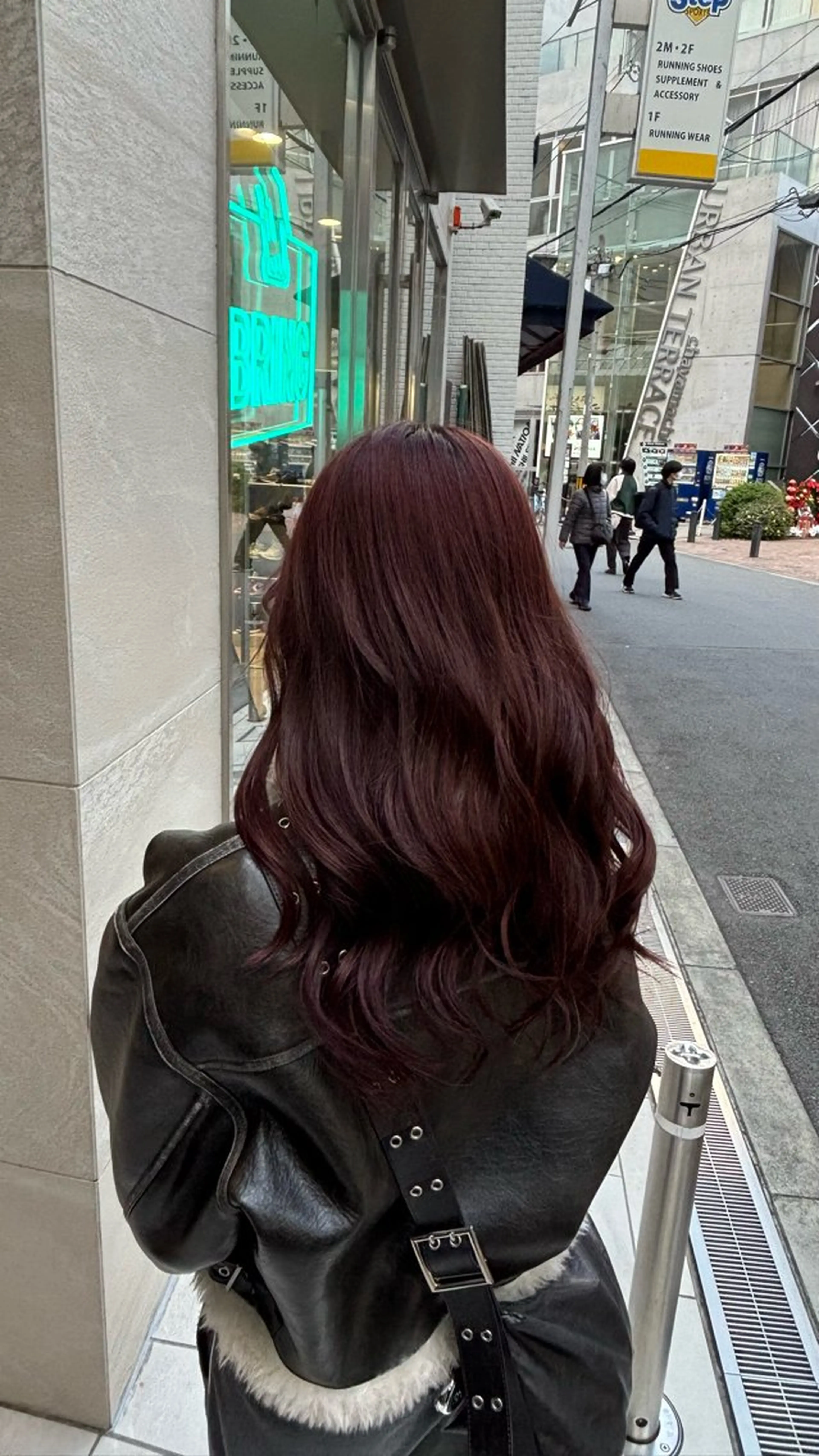 ロング カラー レッドカラー ブリーチ/縮毛/複雑 履歴特化🌸/たくみのヘアスタイル