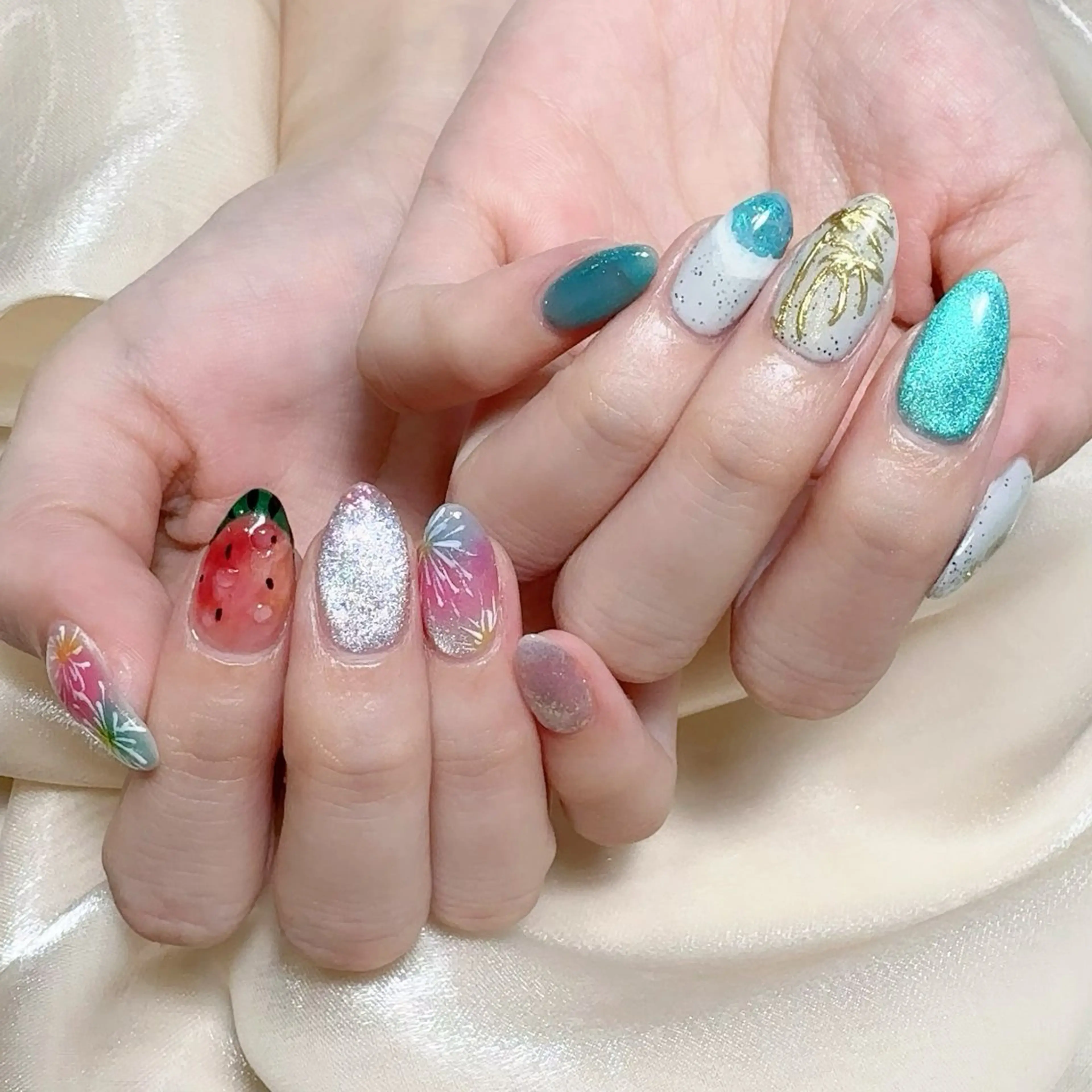 メンズ ネイル メンズ韓国風 アートネイル オーロラネイル ガーリー キラキラネイル ハンドネイル Nail salon 木にいるのネイルデザイン