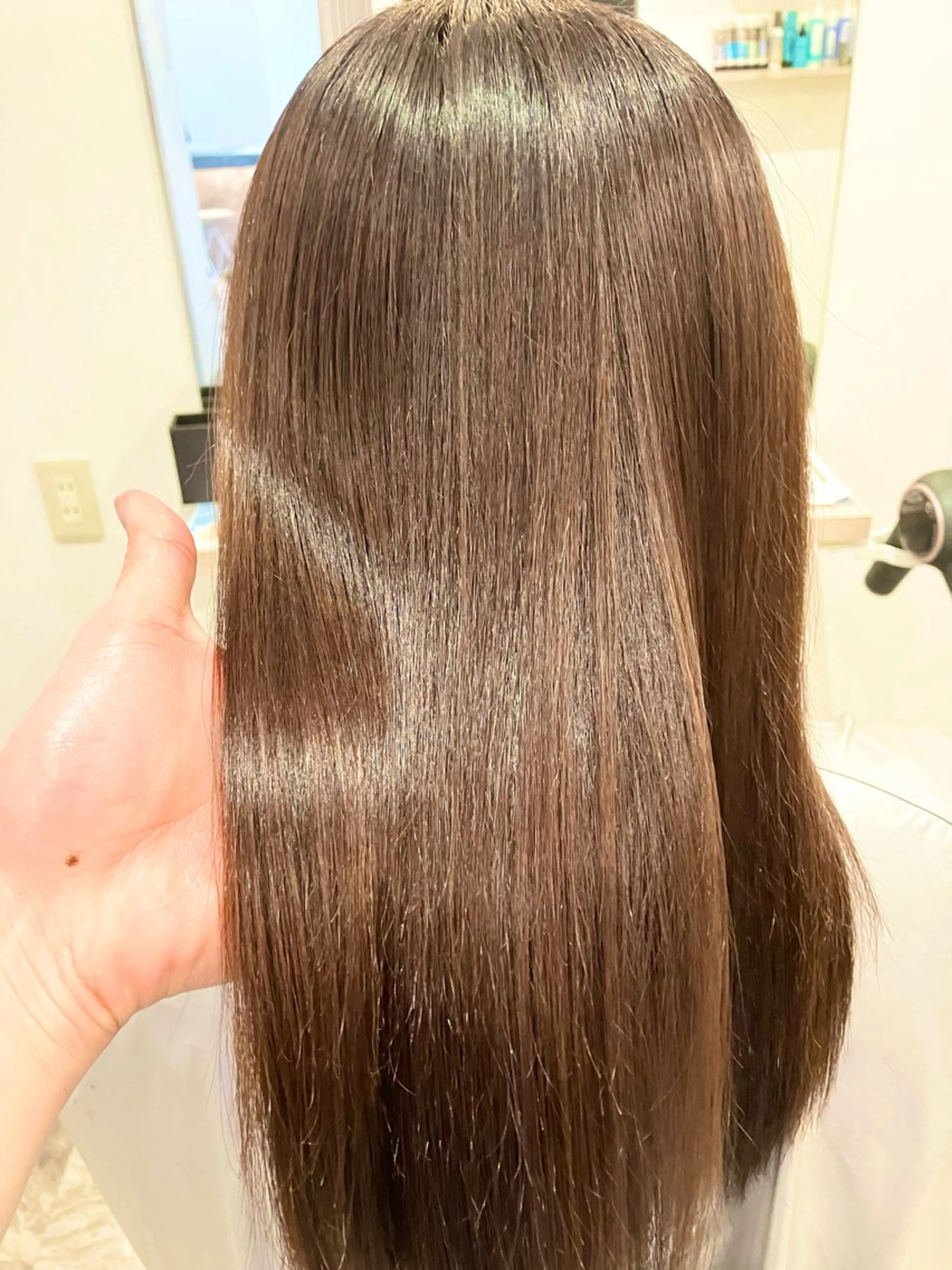 セミロング カラー パーマ 髪質改善 縮毛矯正 ブリーチ毛縮毛矯正 長谷川のヘアスタイル