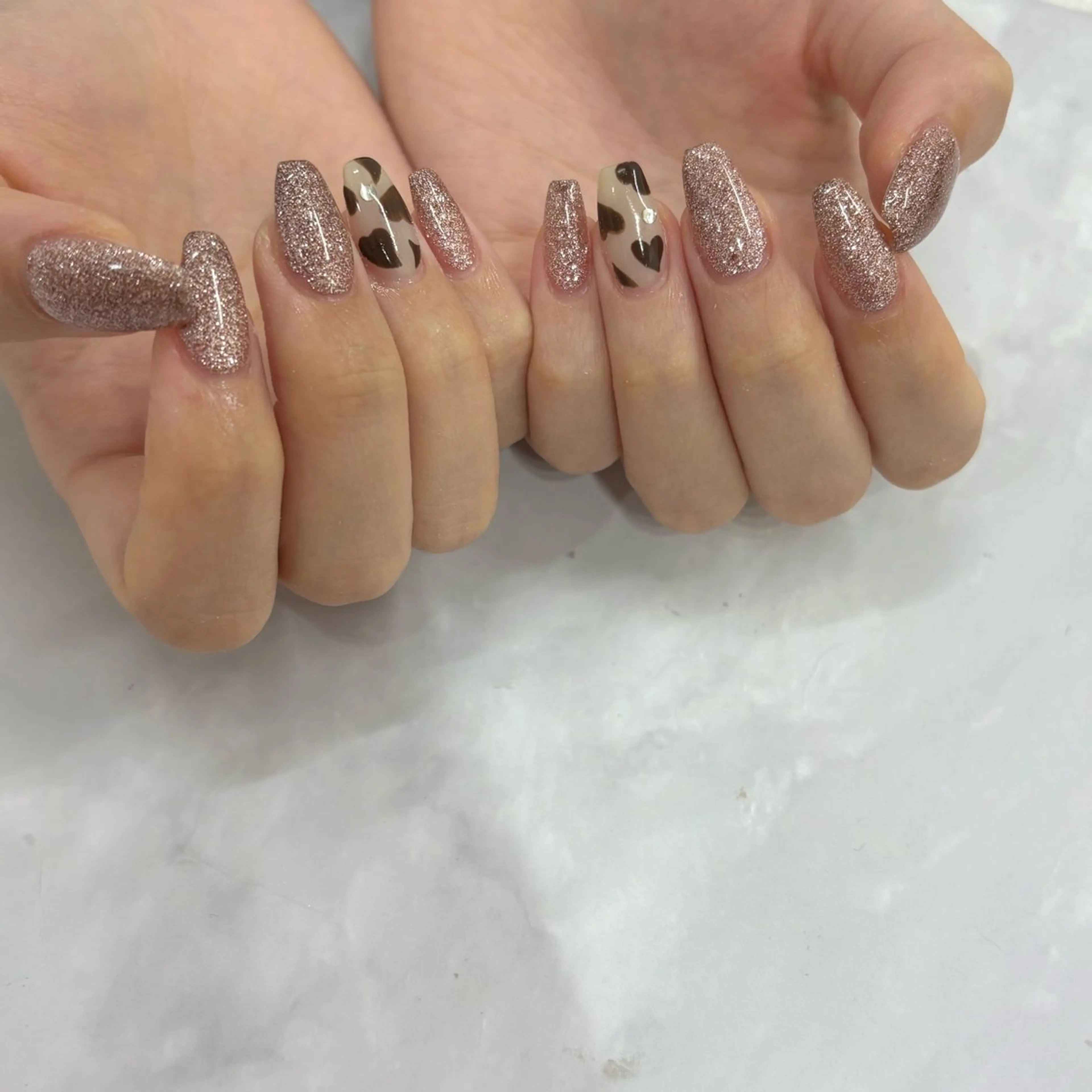 モデル様急募🦄！オフありハンド2本アートの写真