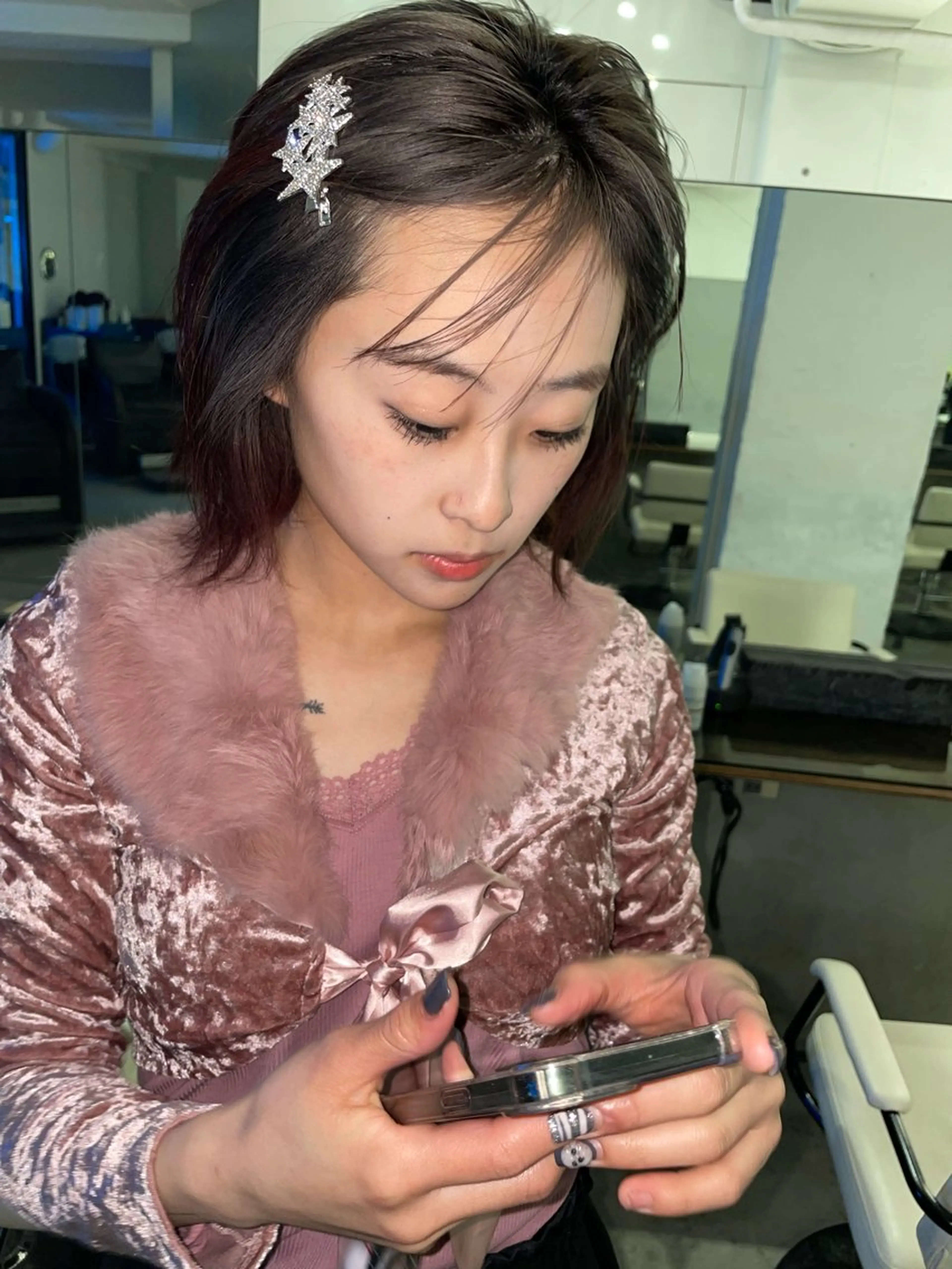 ミディアム カラー ヘアカラー トリートメント スパイラルパーマ 🌐hina⭐️のヘアスタイル